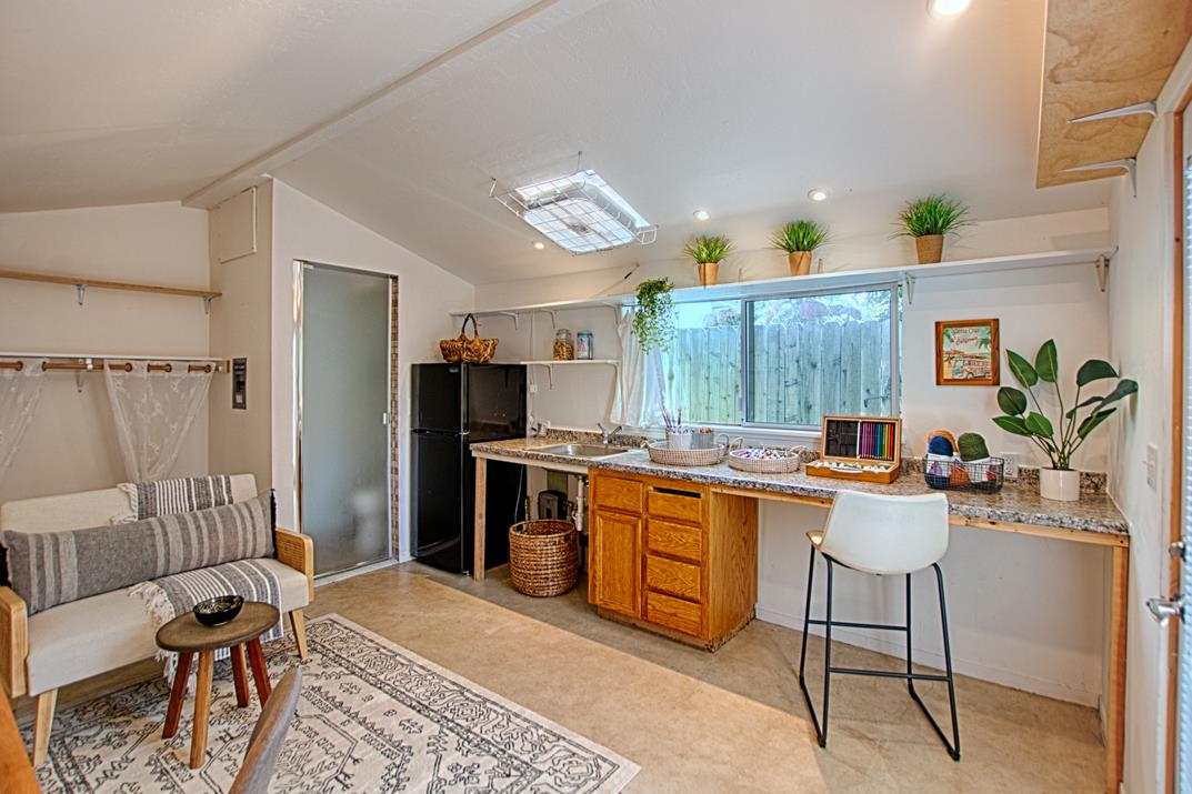 311 Mar Vista Avenue