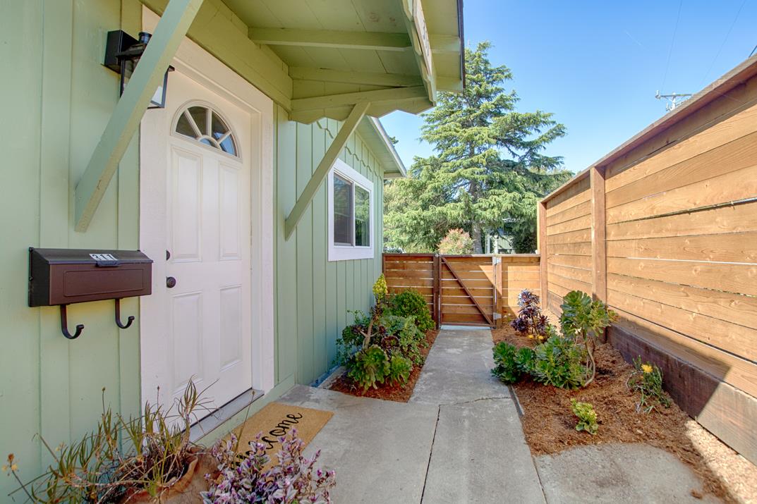 311 Mar Vista Avenue