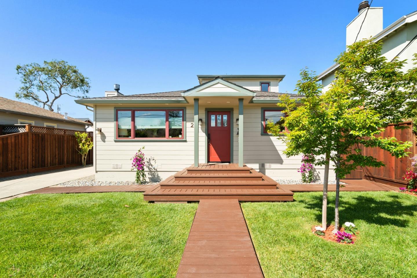 211 Harrison Avenue