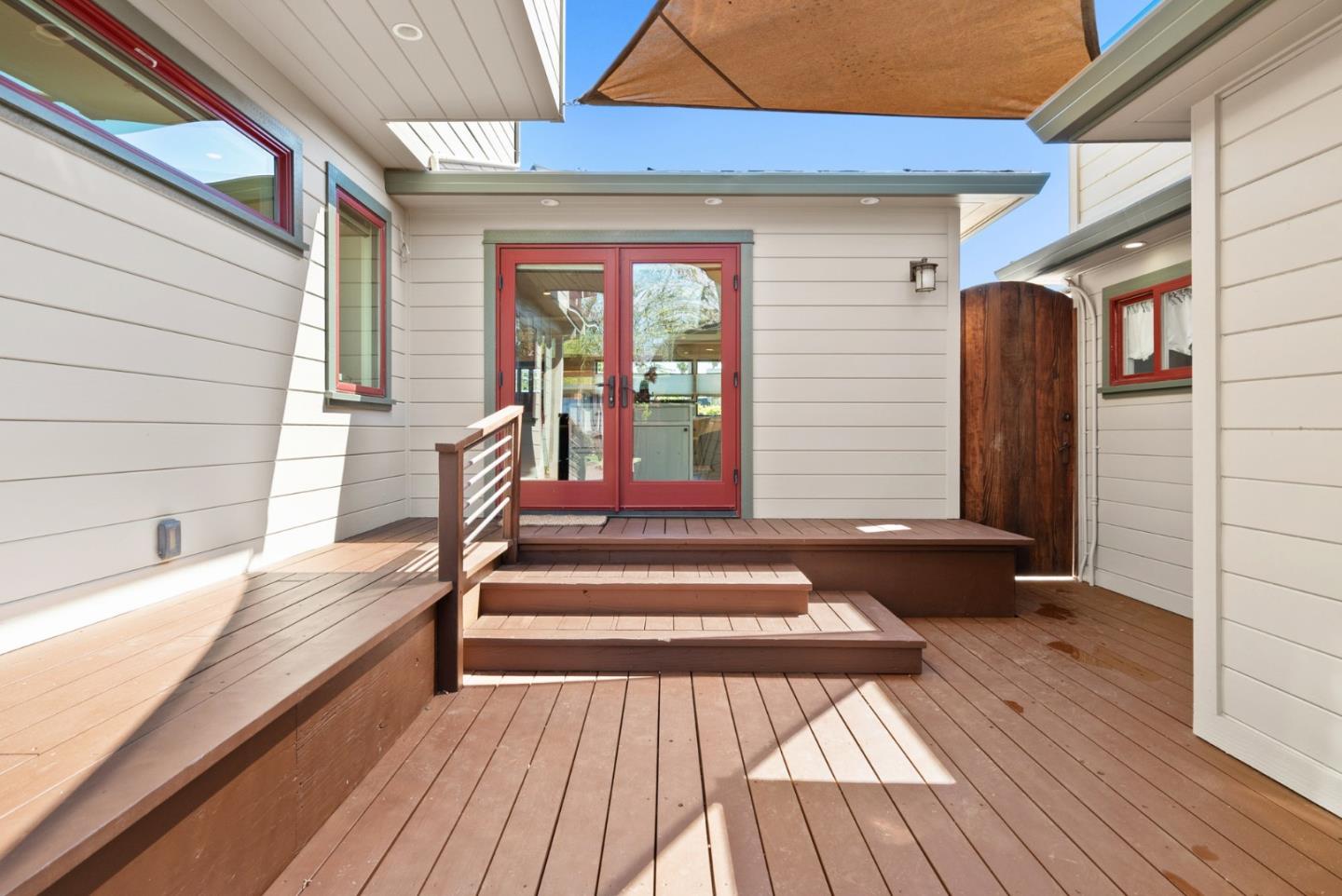 211 Harrison Avenue