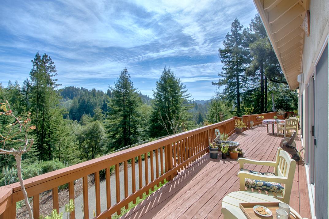 305 Mountain View Road