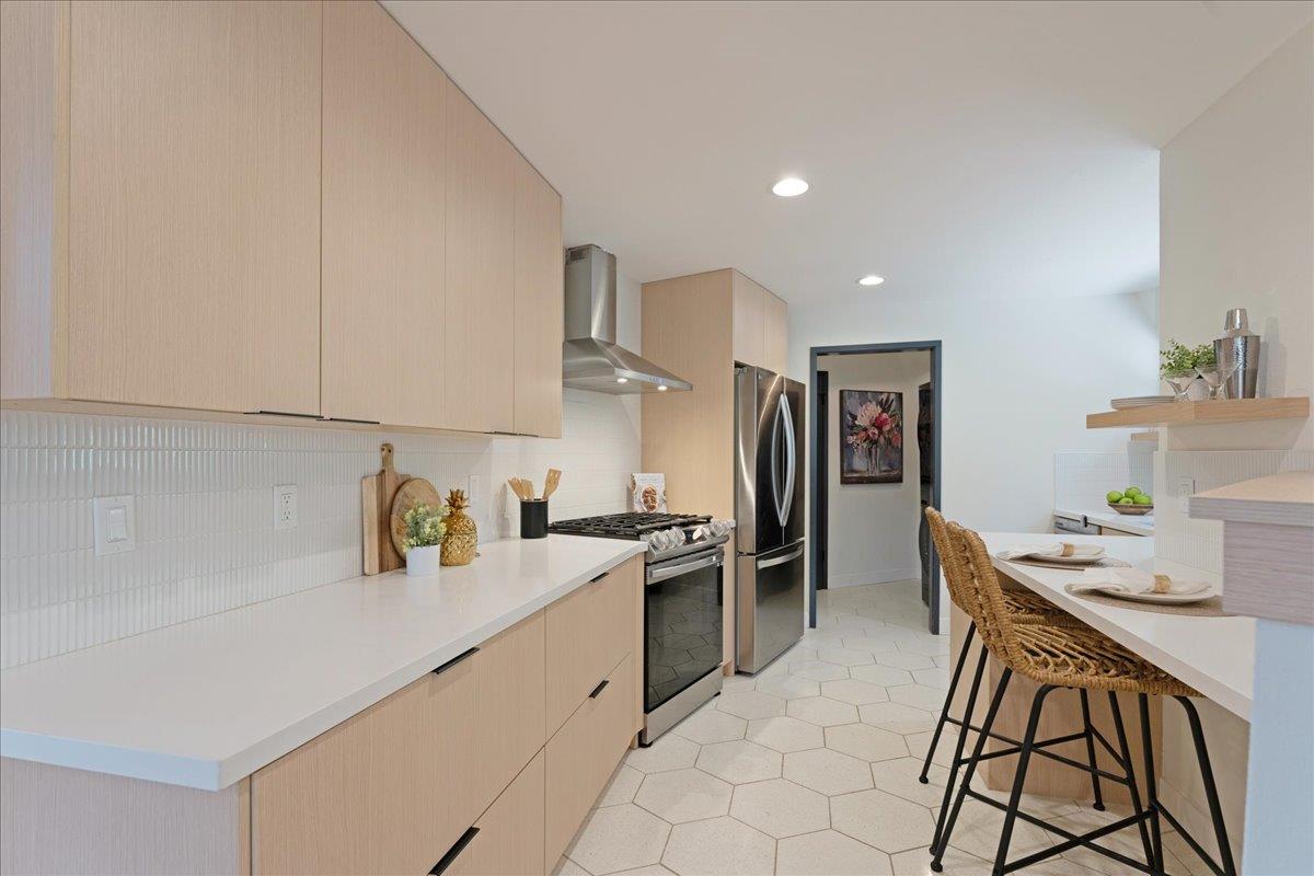 250 Homestead Trail