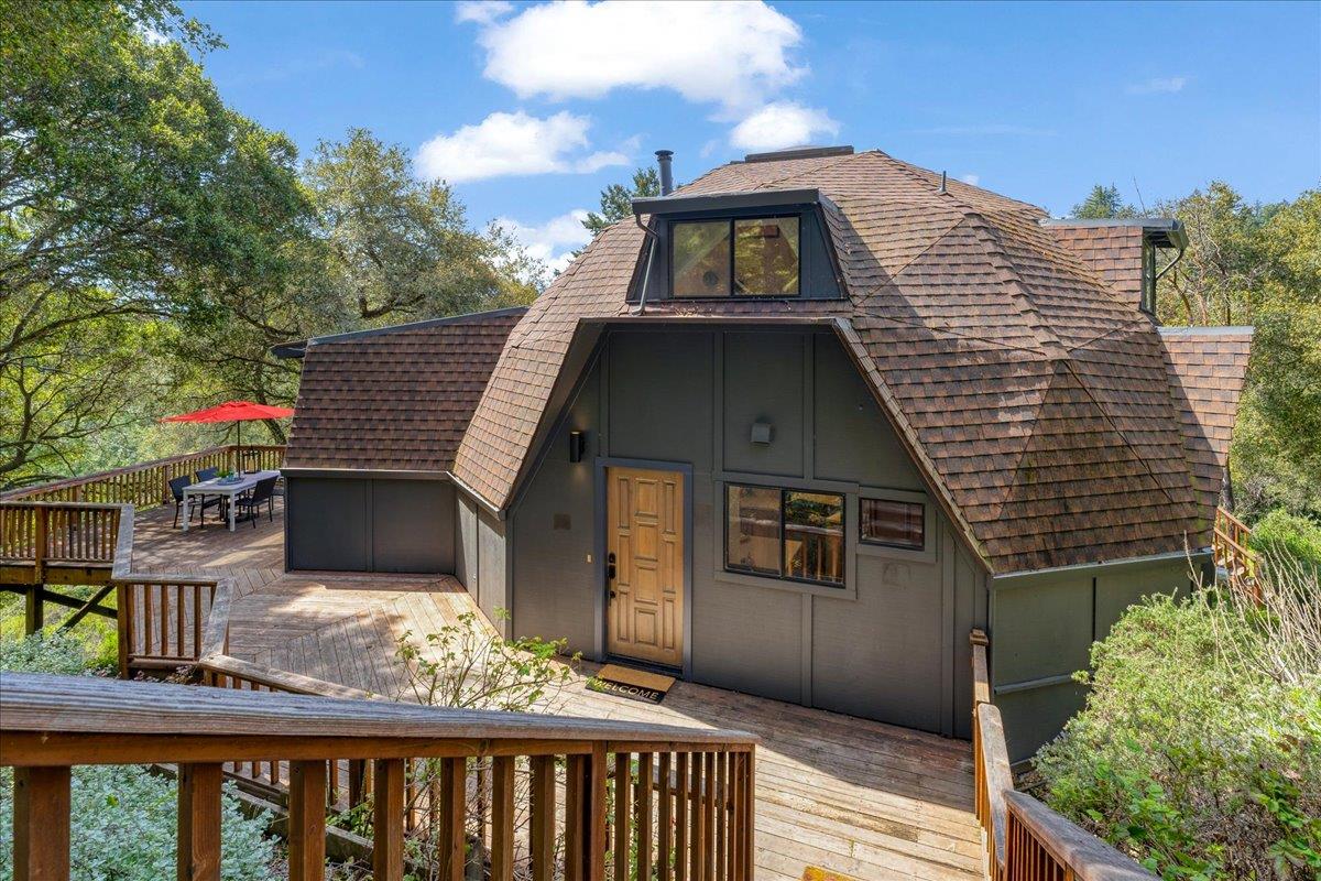 250 Homestead Trail