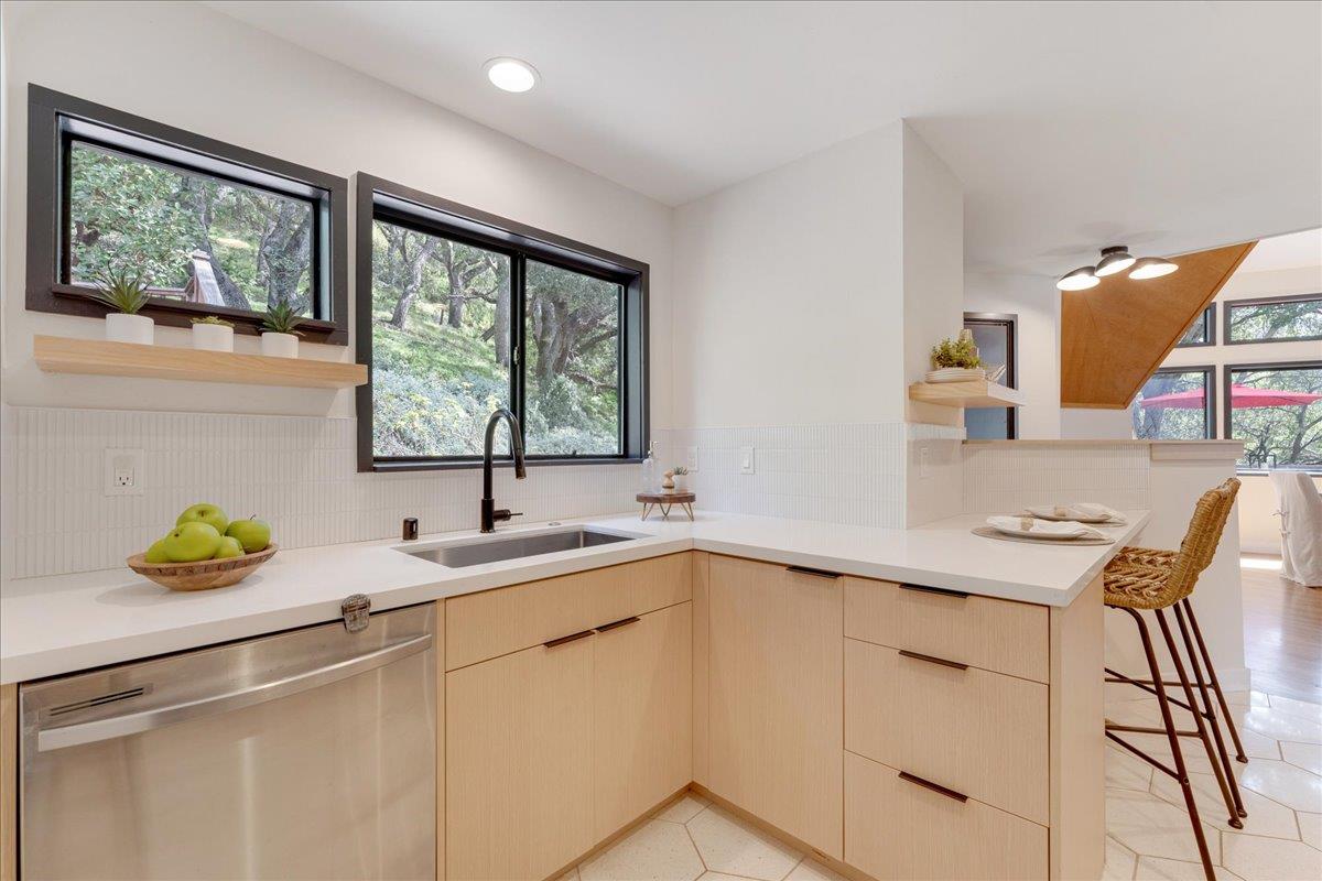 250 Homestead Trail
