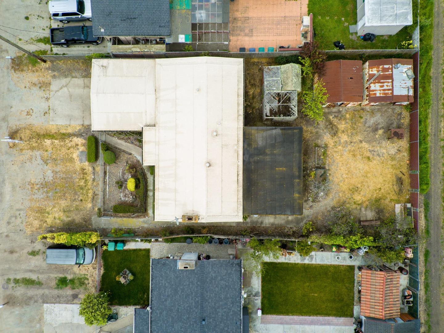 11 Struve Road