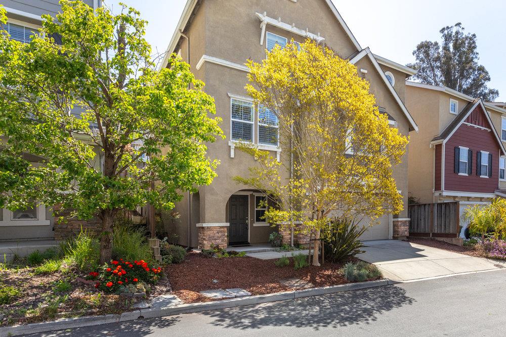 104 Meadowview Lane