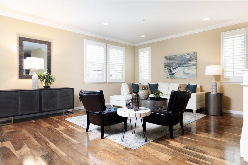 104 Meadowview Lane