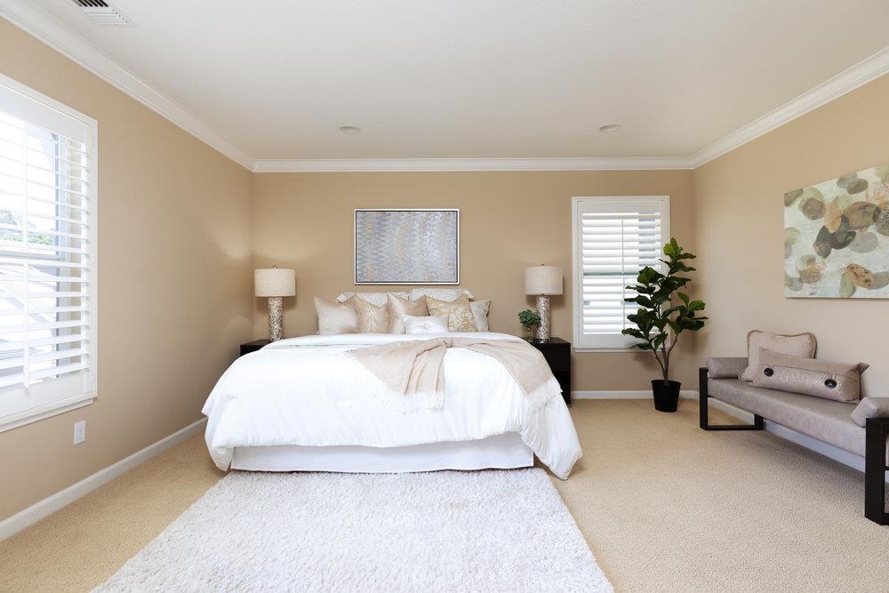 104 Meadowview Lane