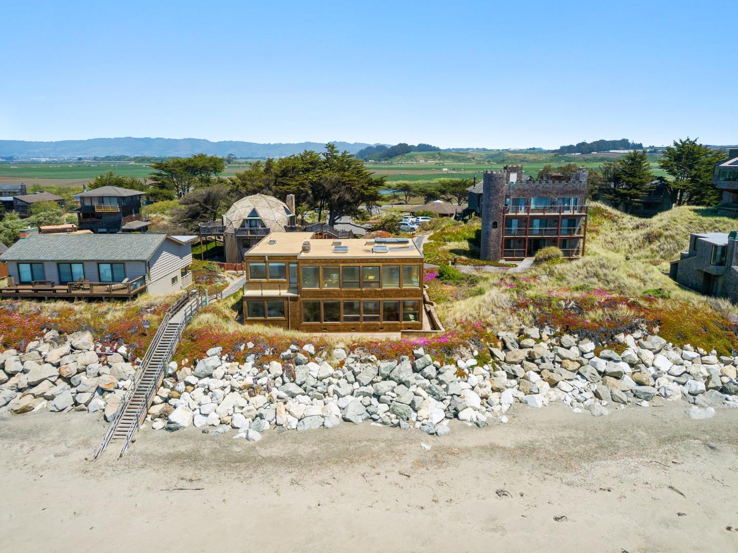 102 Willet Circle