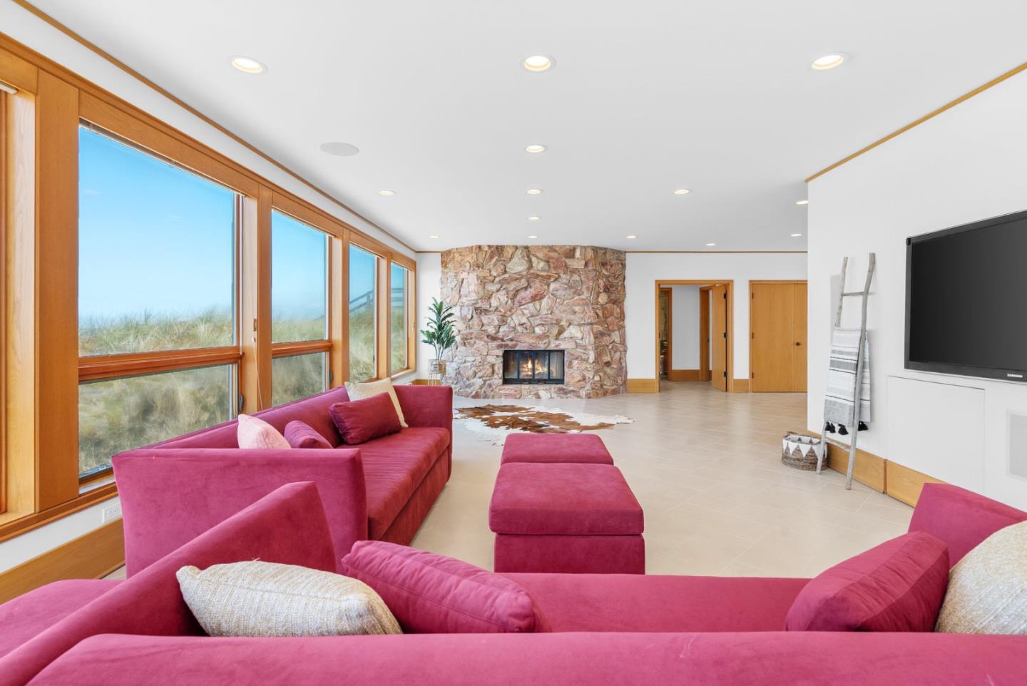 102 Willet Circle