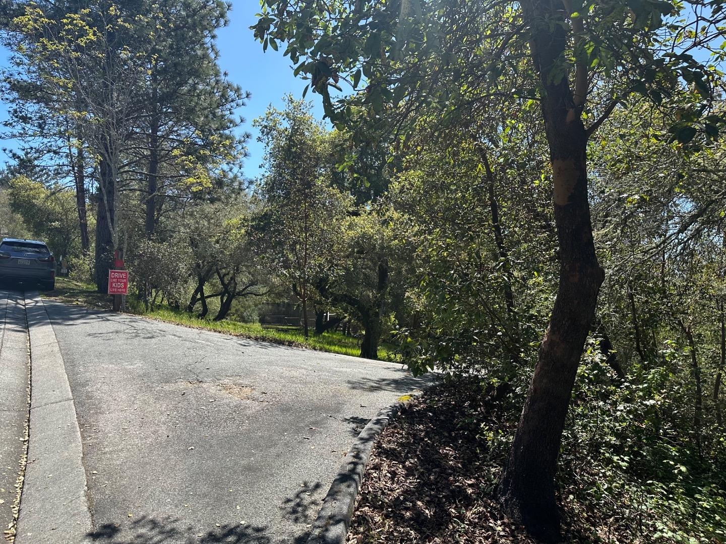 000 Hidden Glen Drive