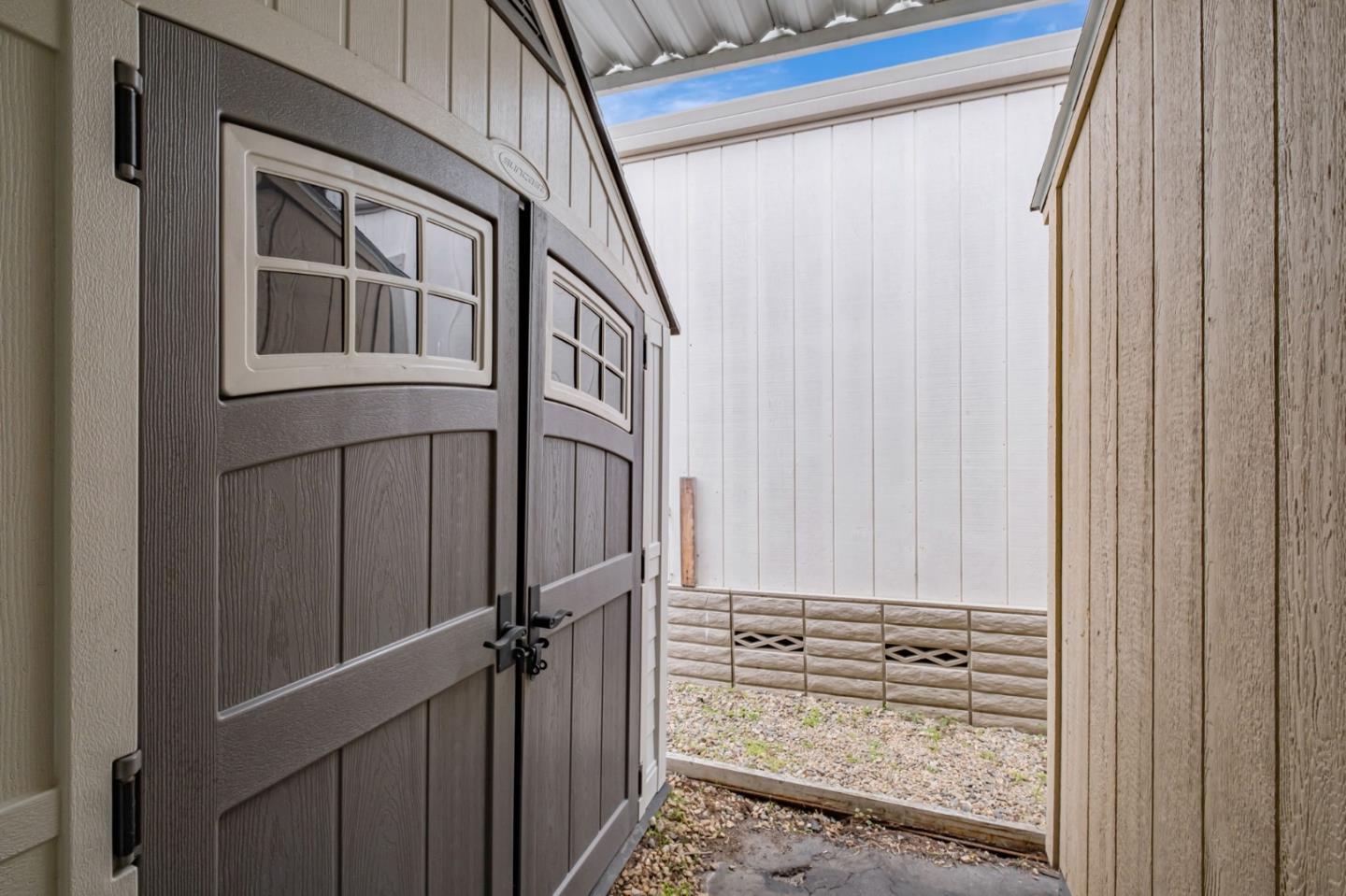998 38th Avenue Unit: 11
