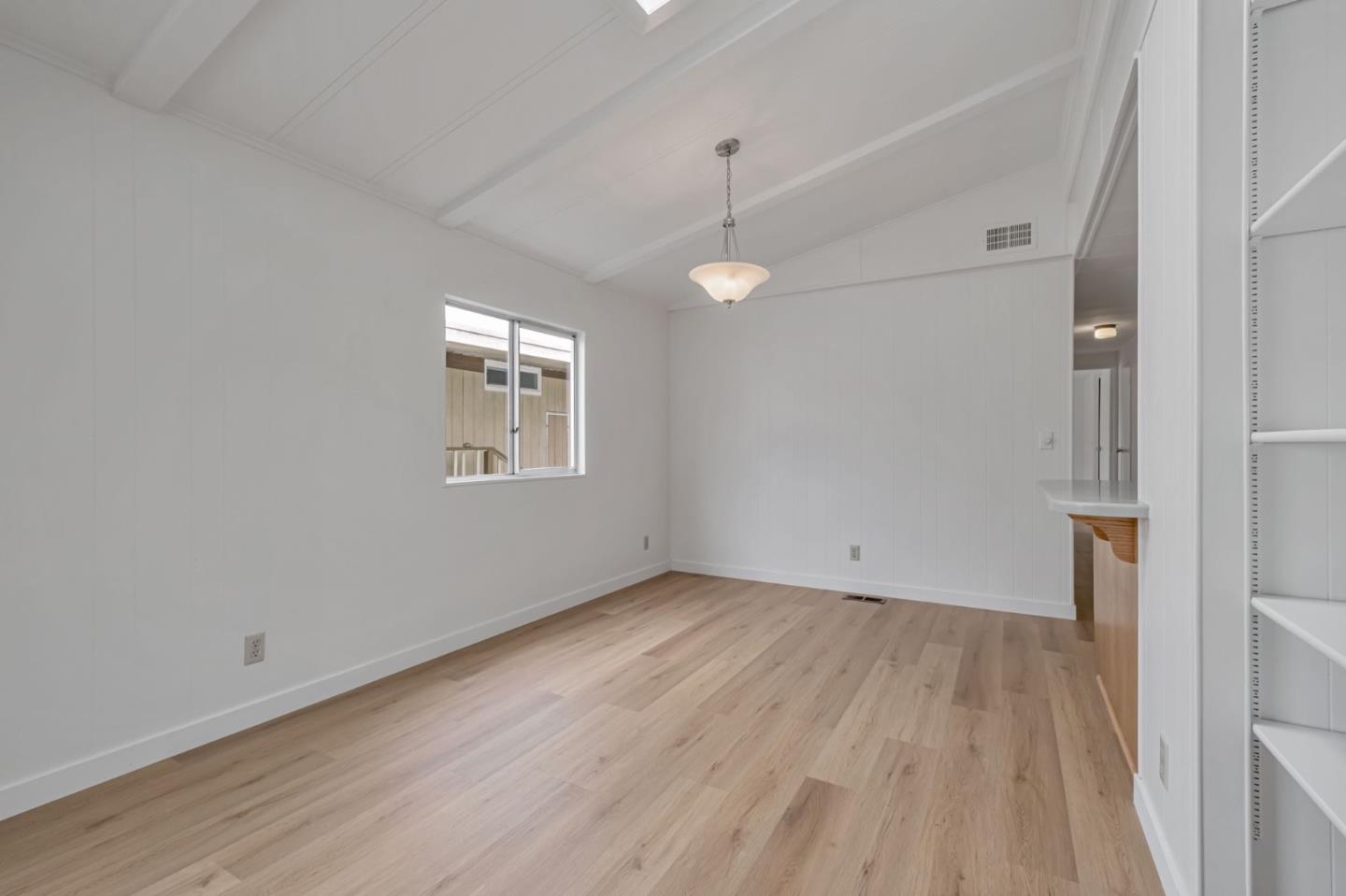 998 38th Avenue Unit: 11