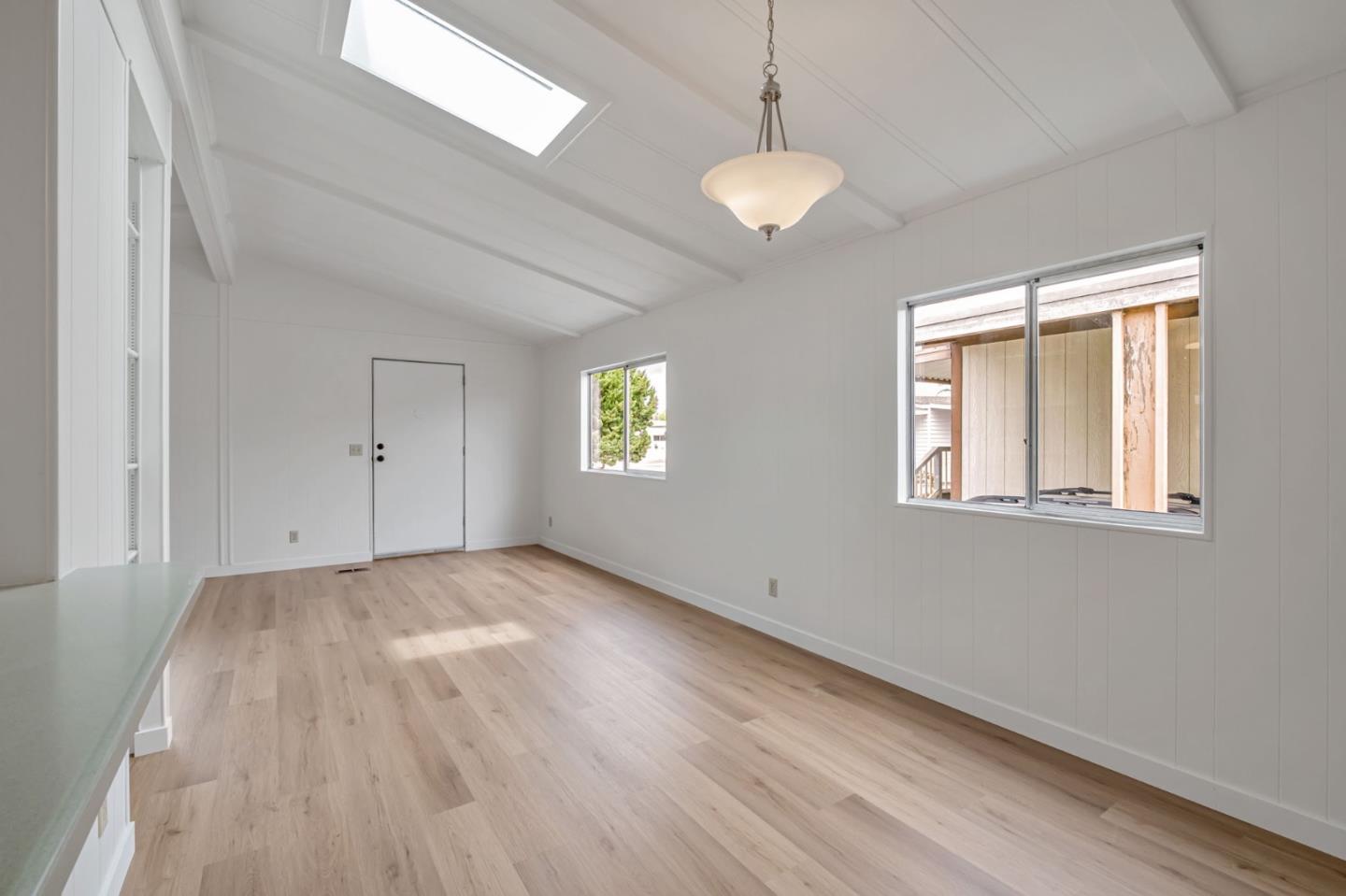 998 38th Avenue Unit: 11
