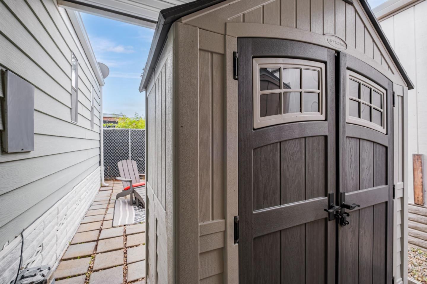 998 38th Avenue Unit: 11