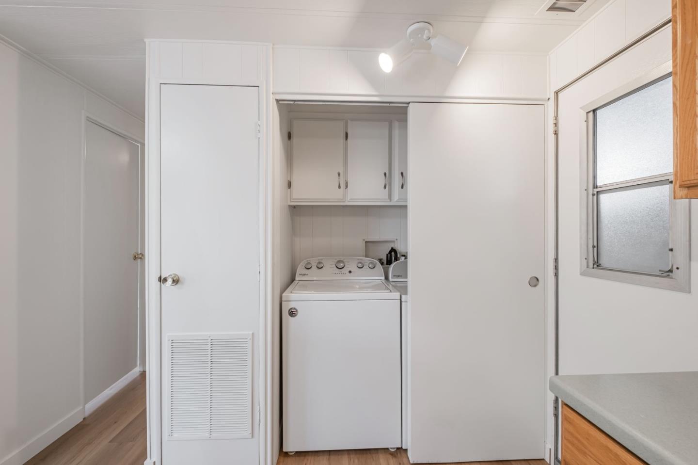 998 38th Avenue Unit: 11