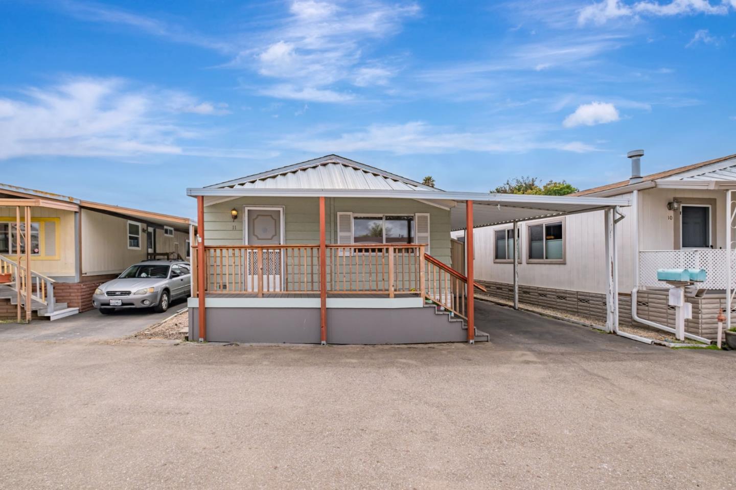 998 38th Avenue Unit: 11