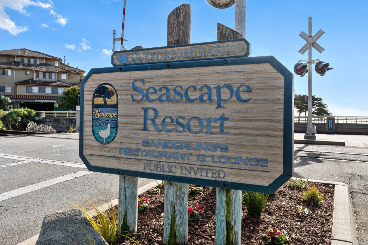 16 Seascape Resort Drive