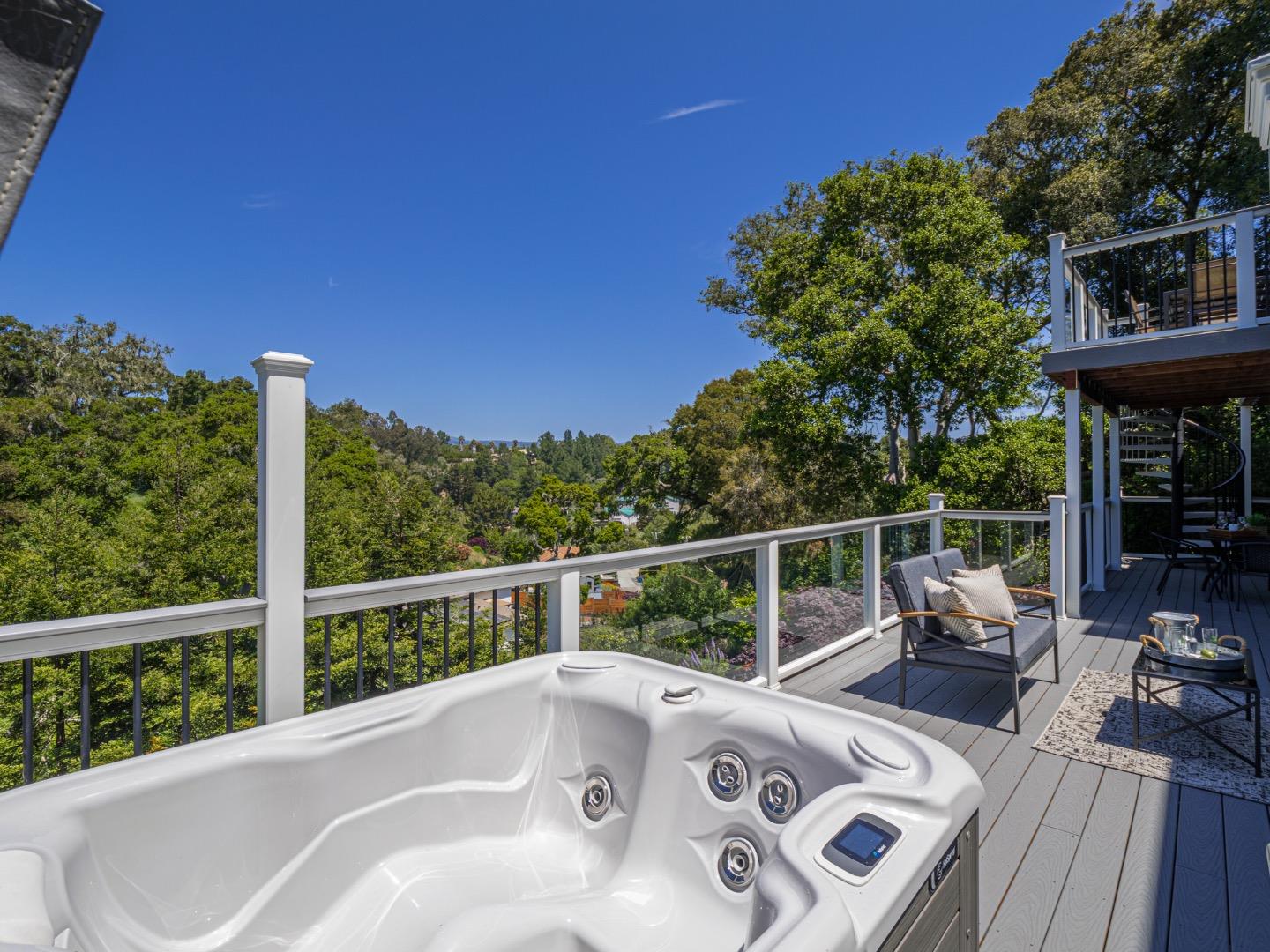 609 Encino Drive