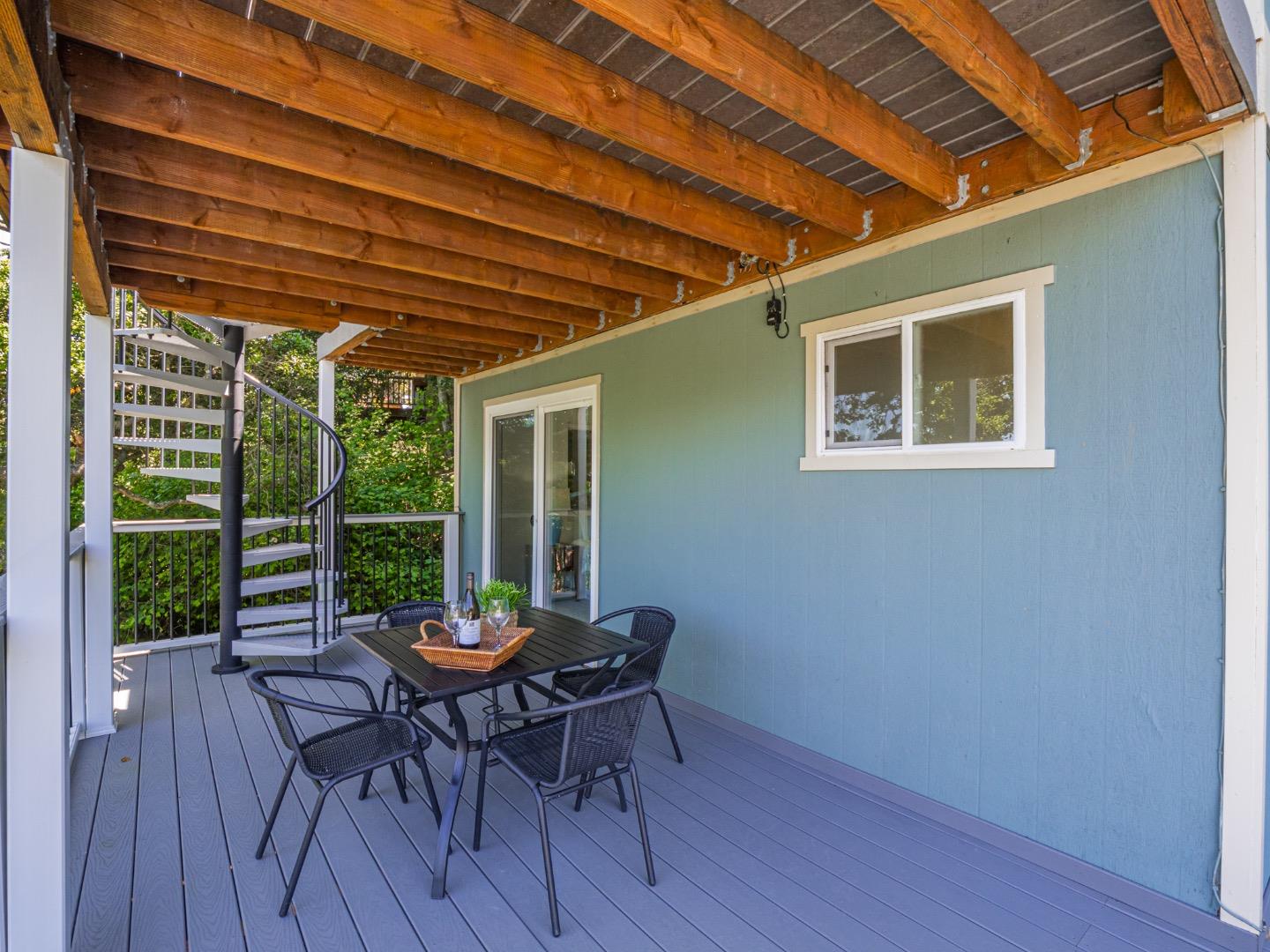 609 Encino Drive