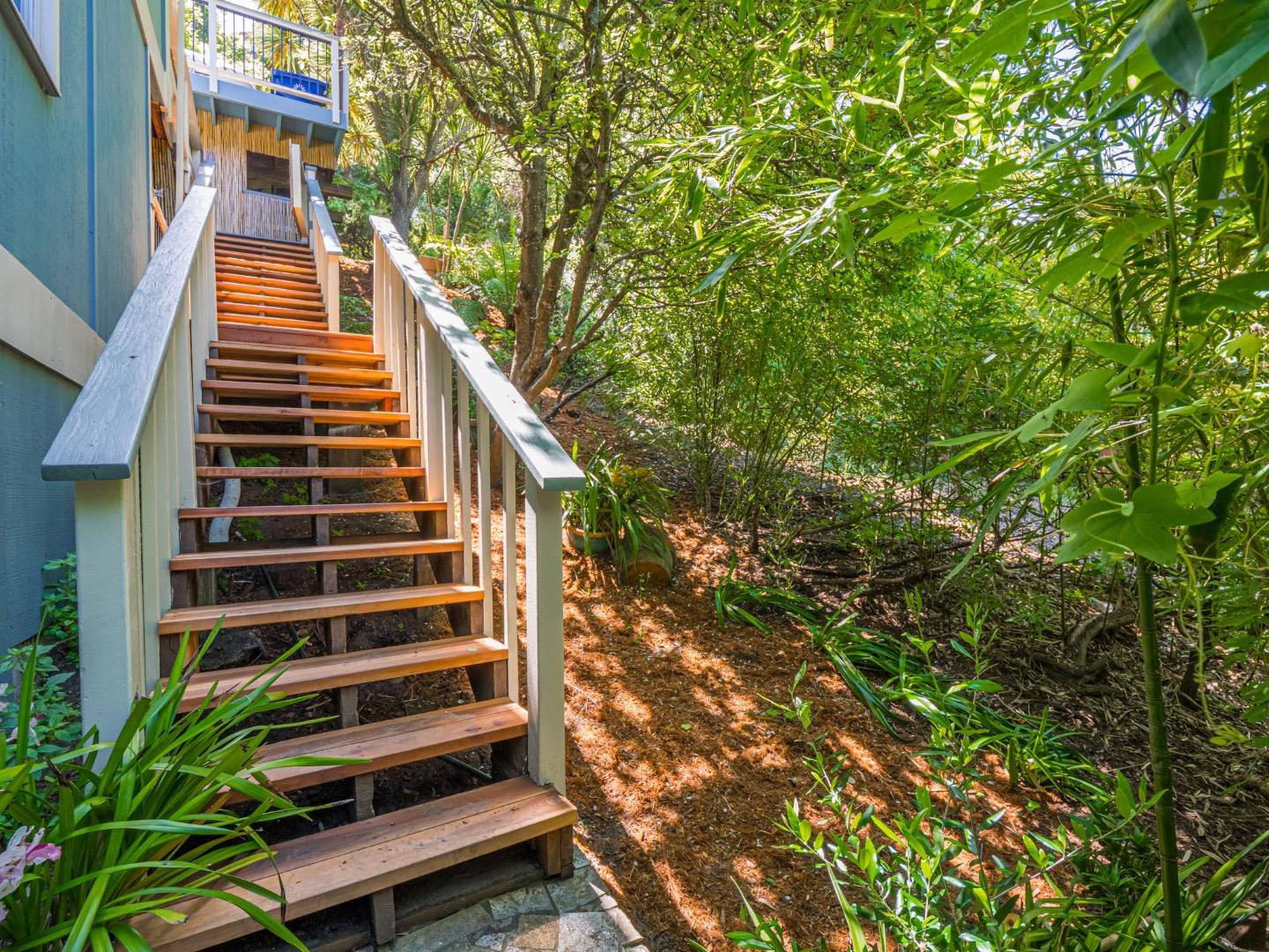 609 Encino Drive