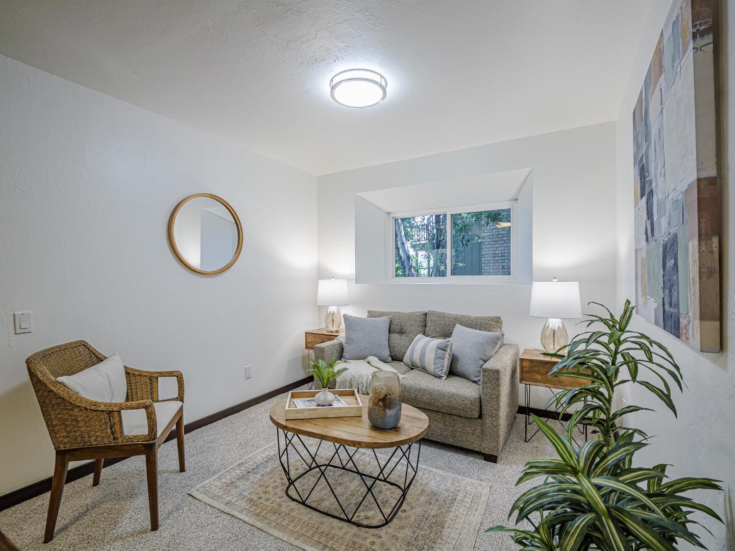 609 Encino Drive