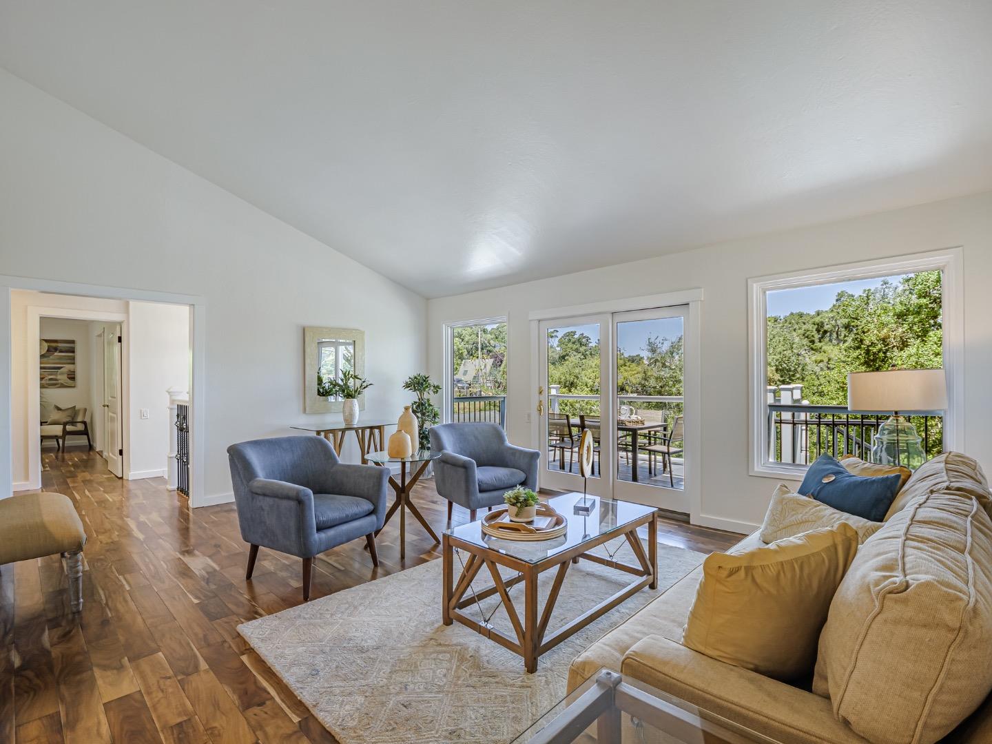 609 Encino Drive