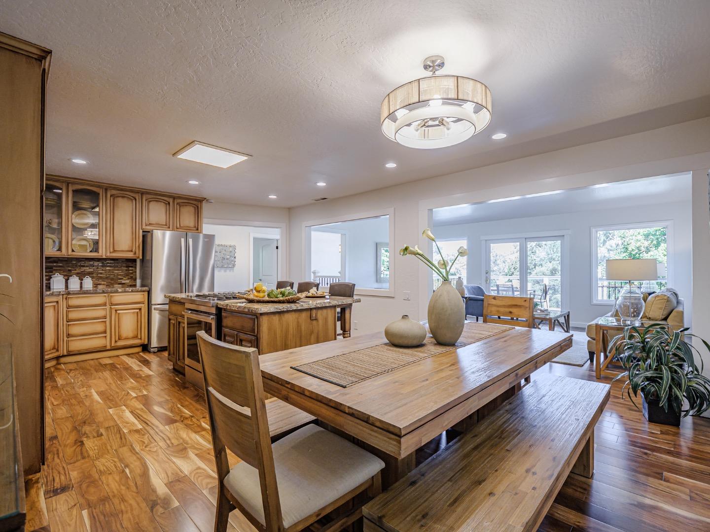 609 Encino Drive