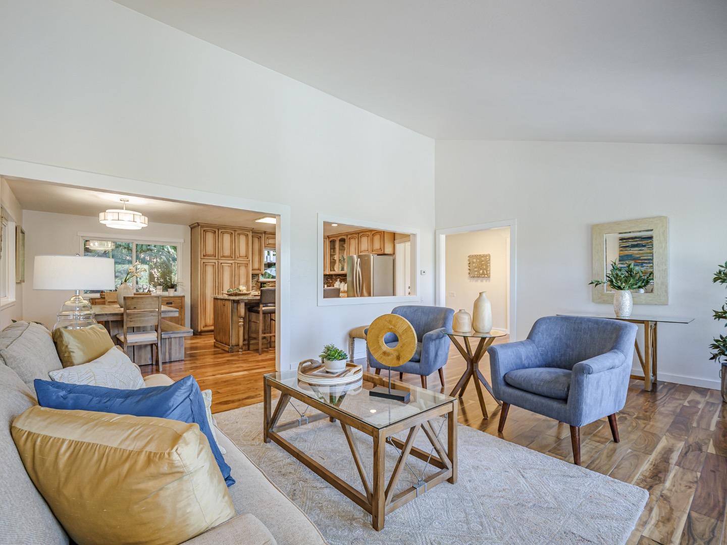609 Encino Drive