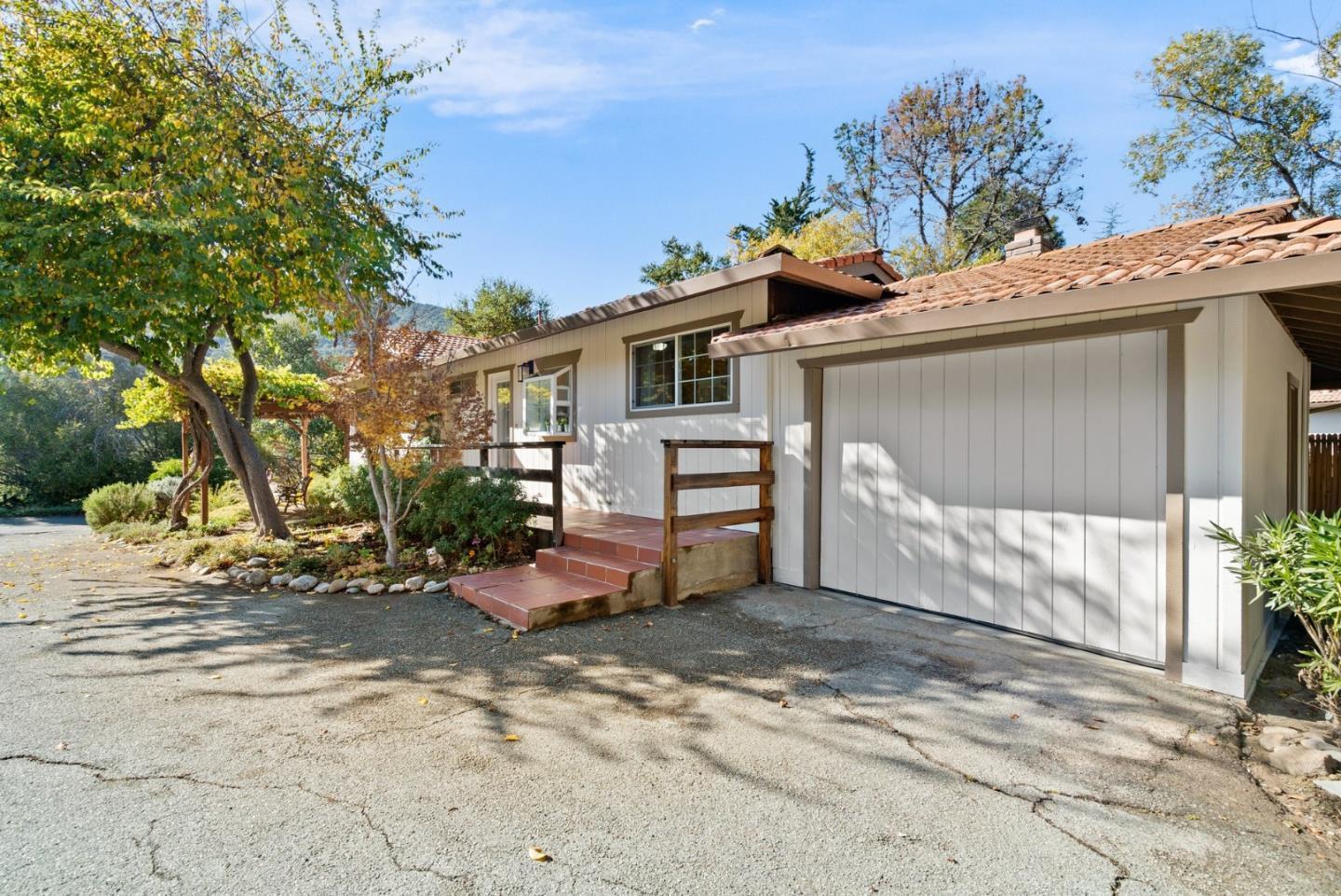 14 Laguna Robles