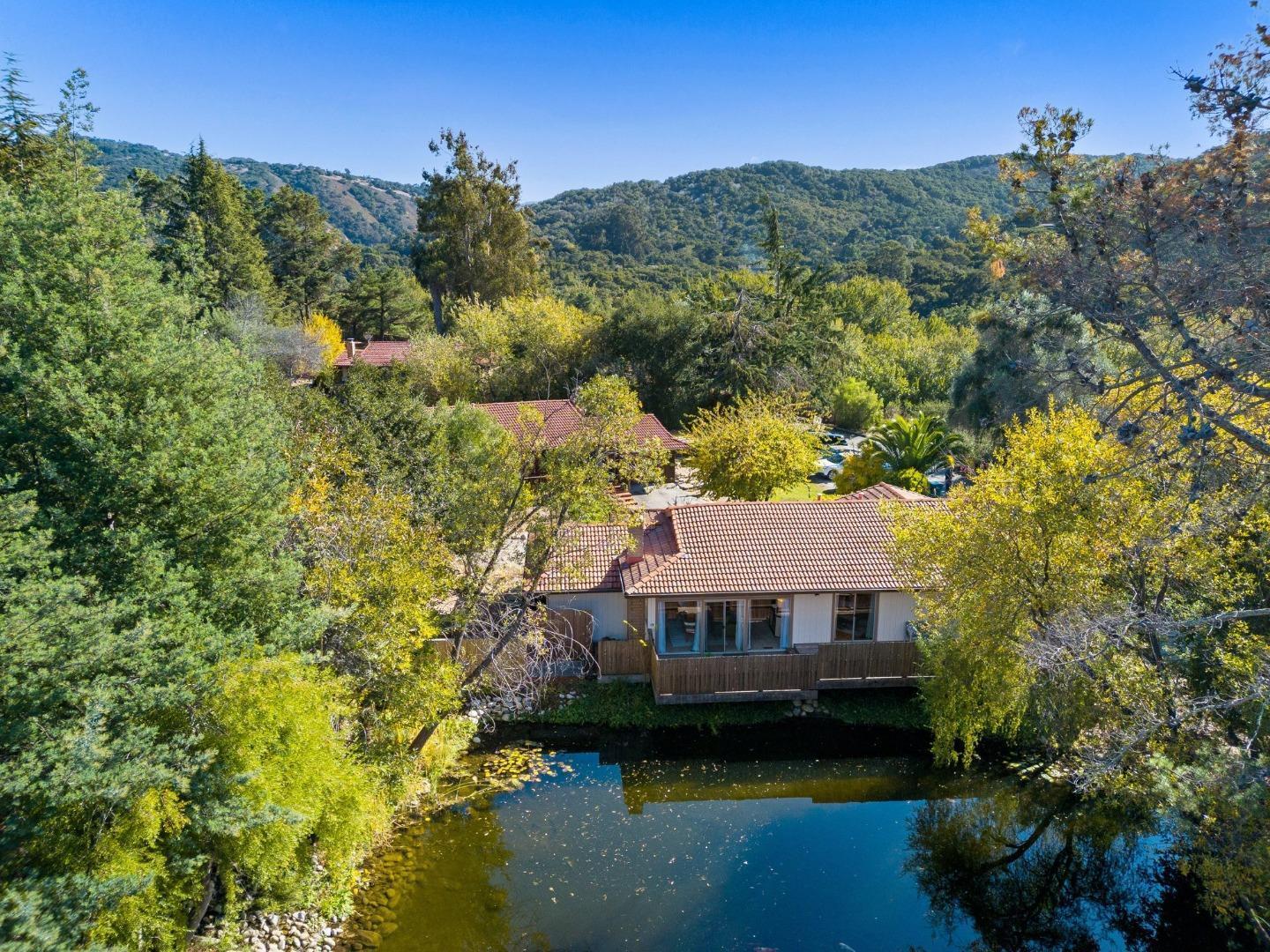 14 Laguna Robles