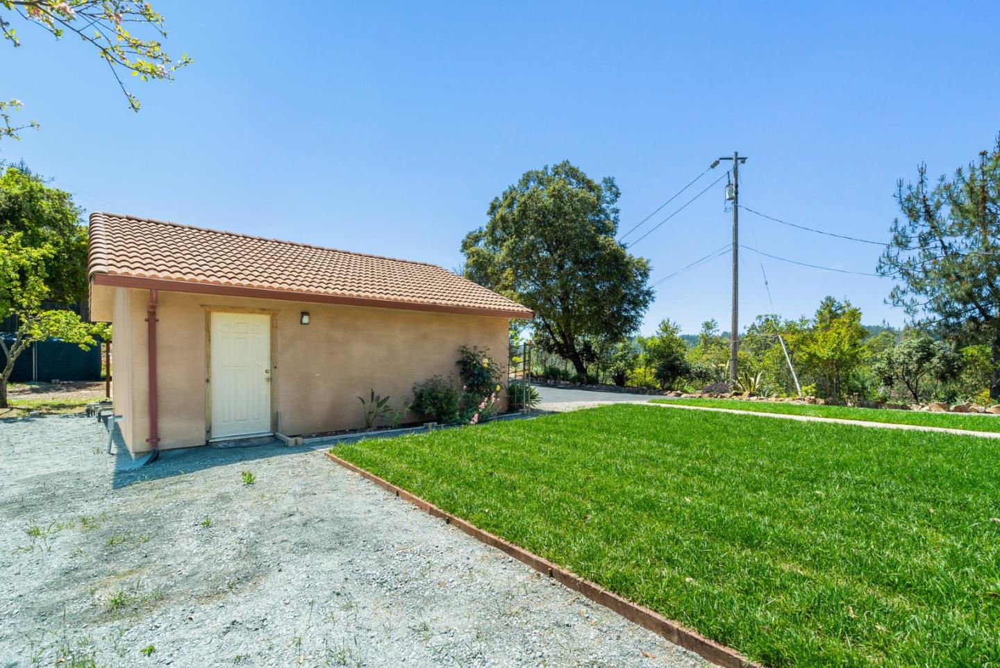 620 Ormsby Cutoff