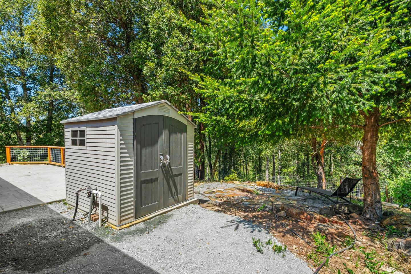620 Ormsby Cutoff