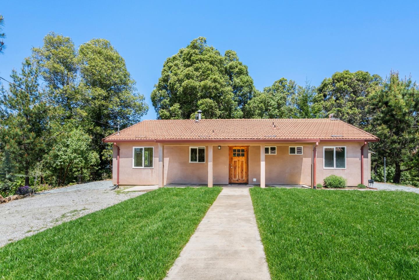 620 Ormsby Cutoff