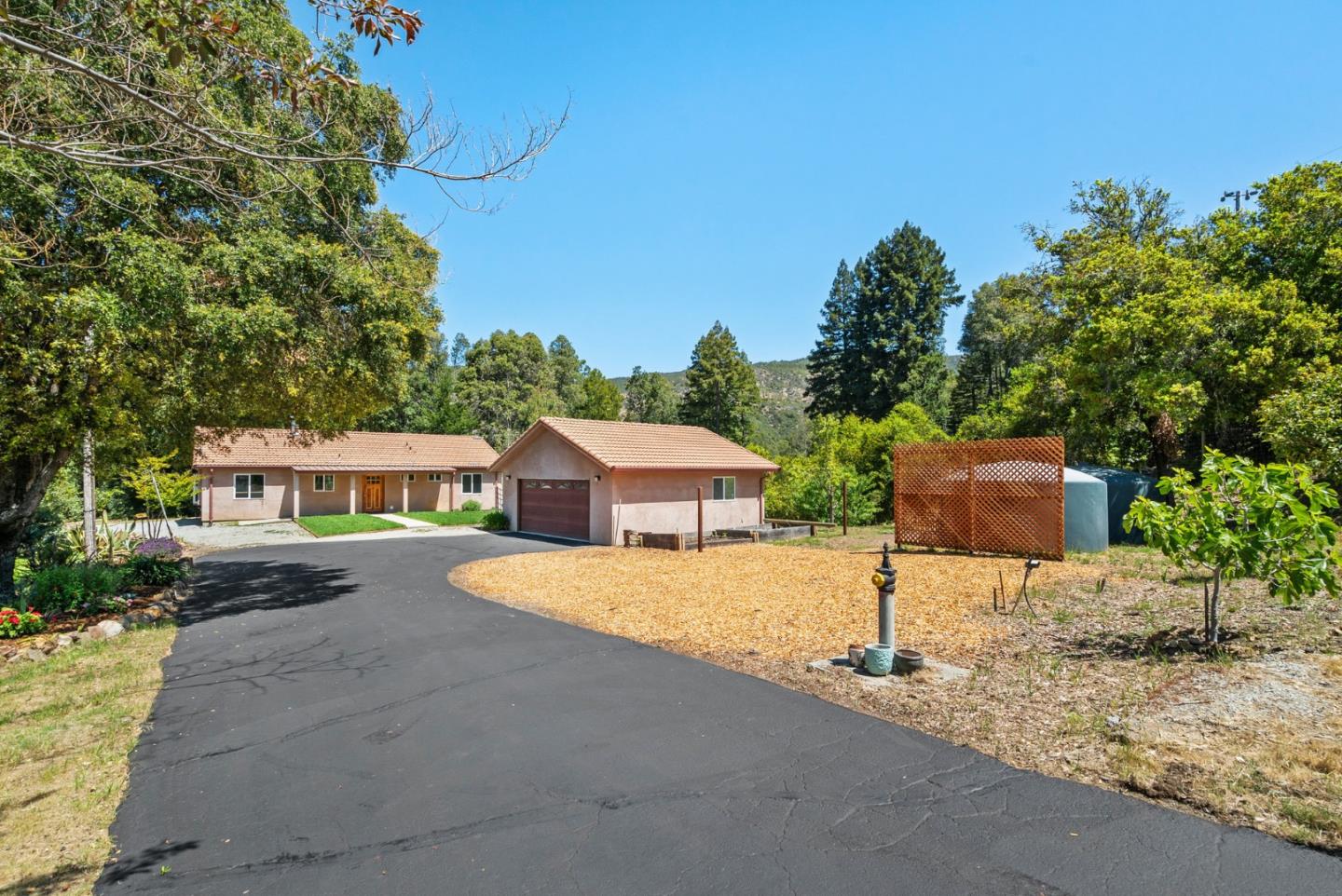 620 Ormsby Cutoff