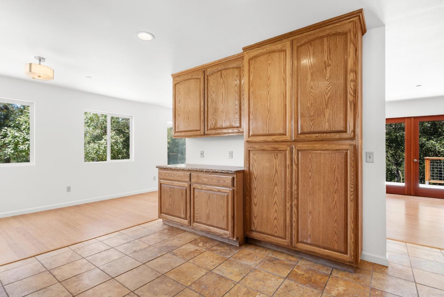 620 Ormsby Cutoff