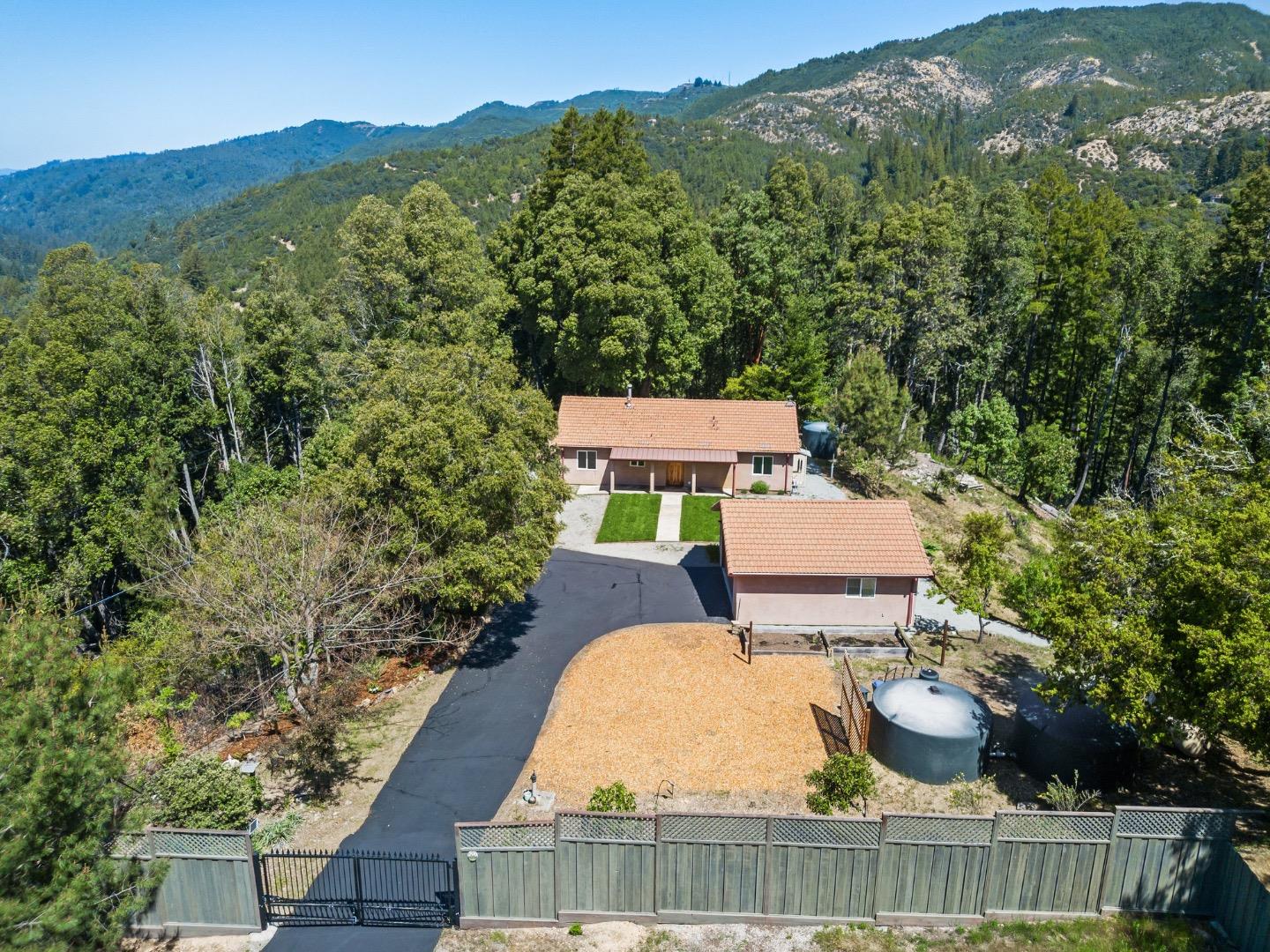 620 Ormsby Cutoff