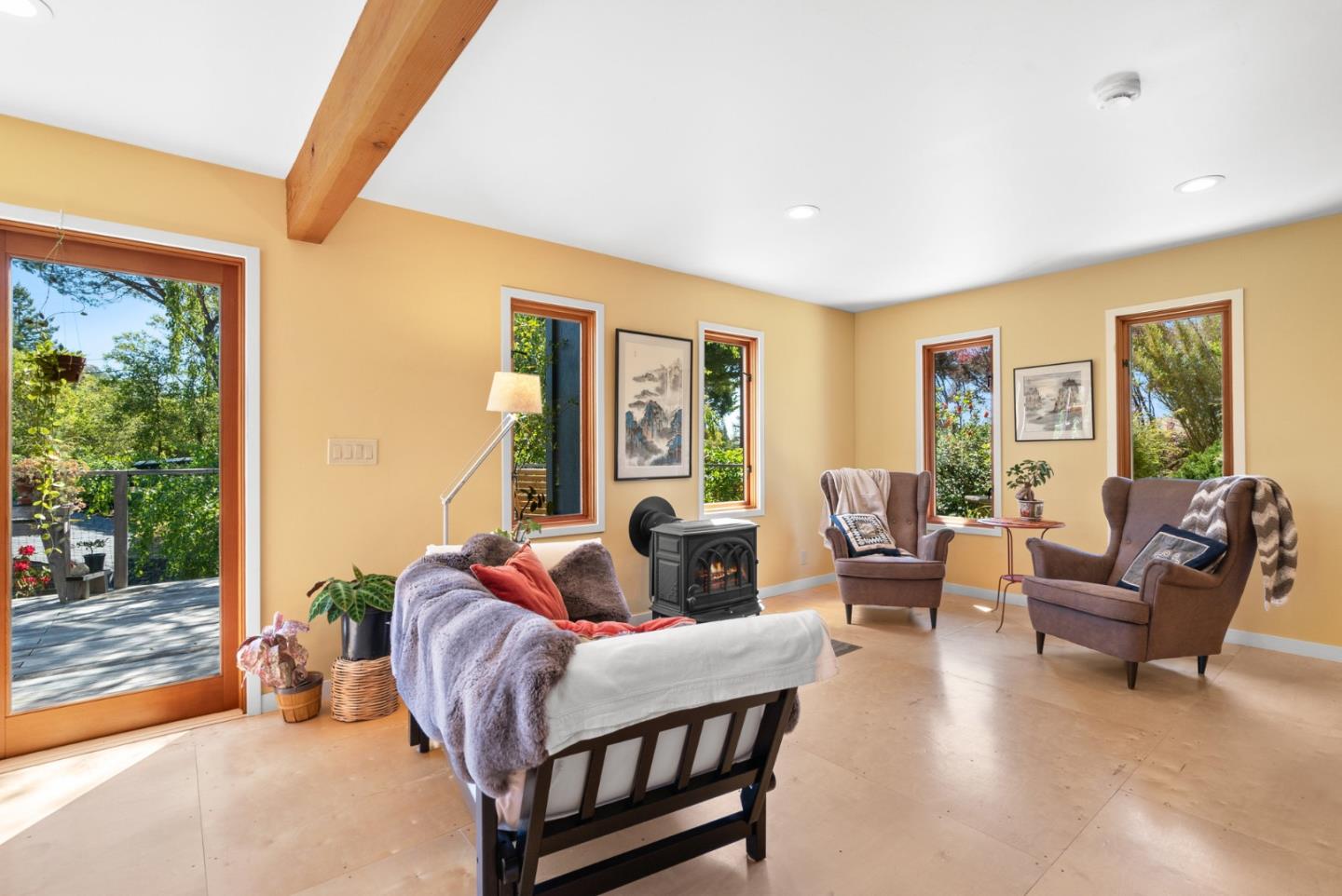 280 Azalea LN