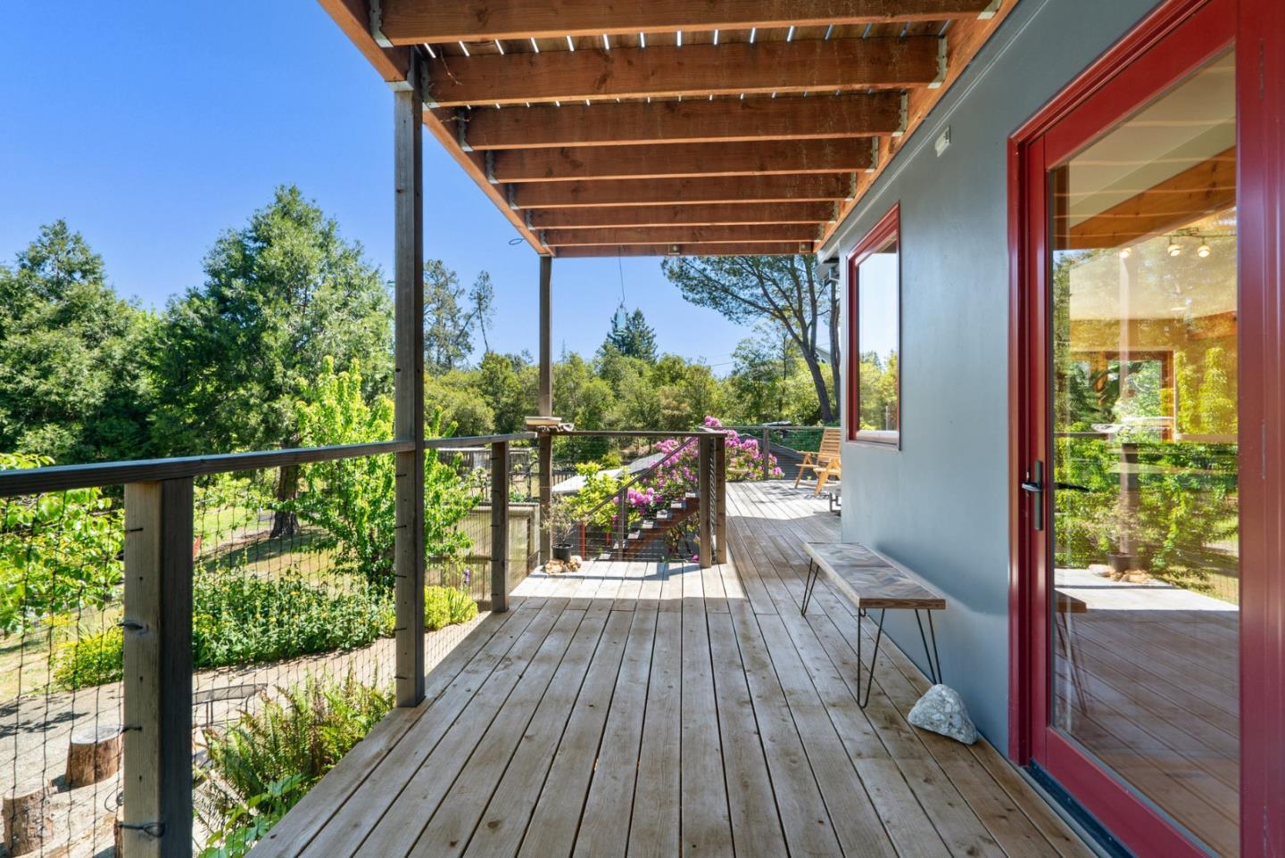 280 Azalea LN