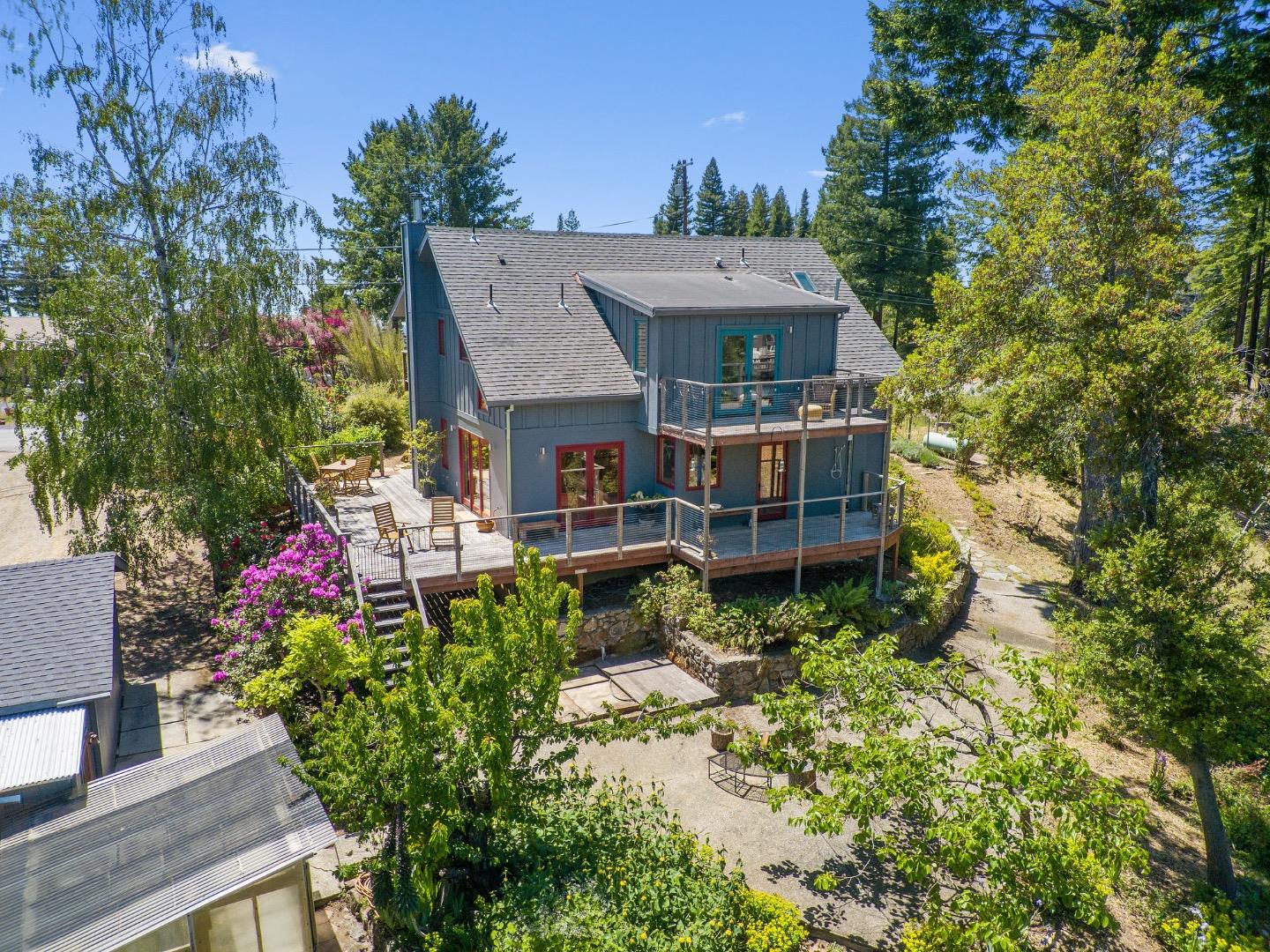 280 Azalea LN