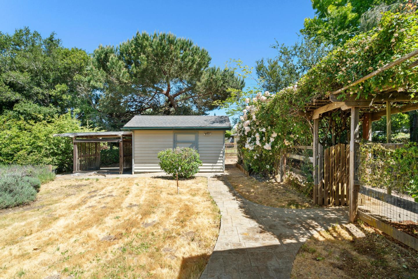 3833 Cherryvale Avenue