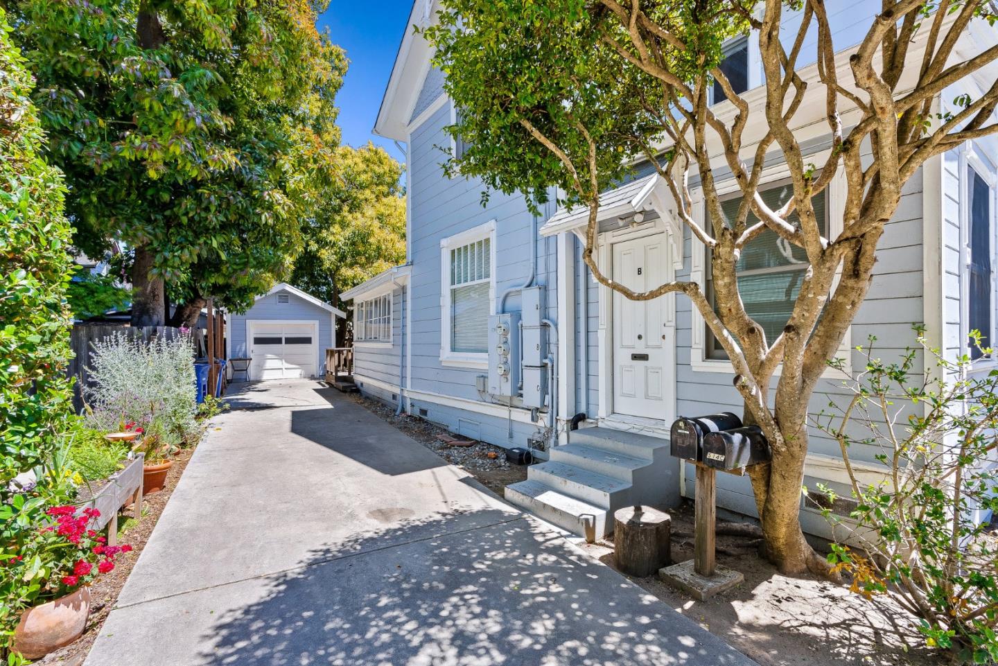 514 Washington Street