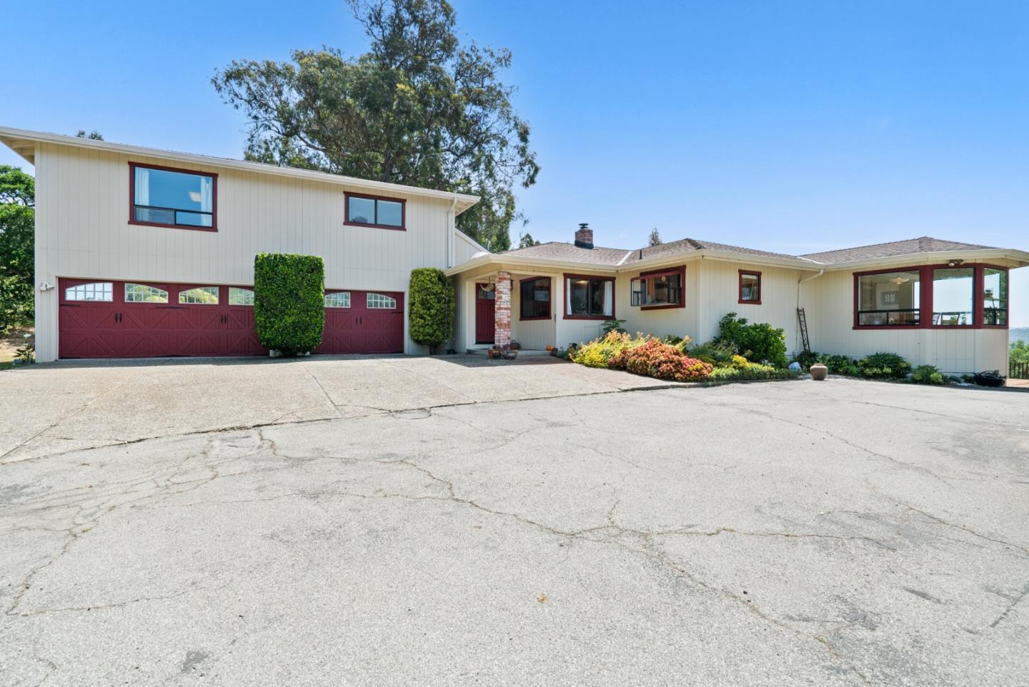 739 Snyder Avenue