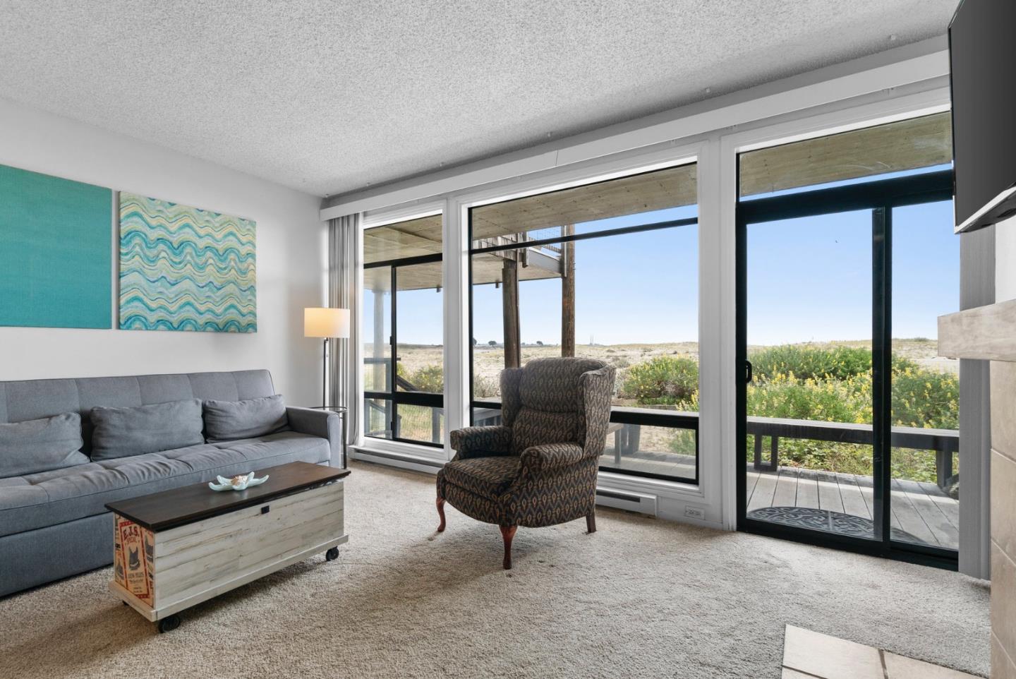 52 Pelican Point