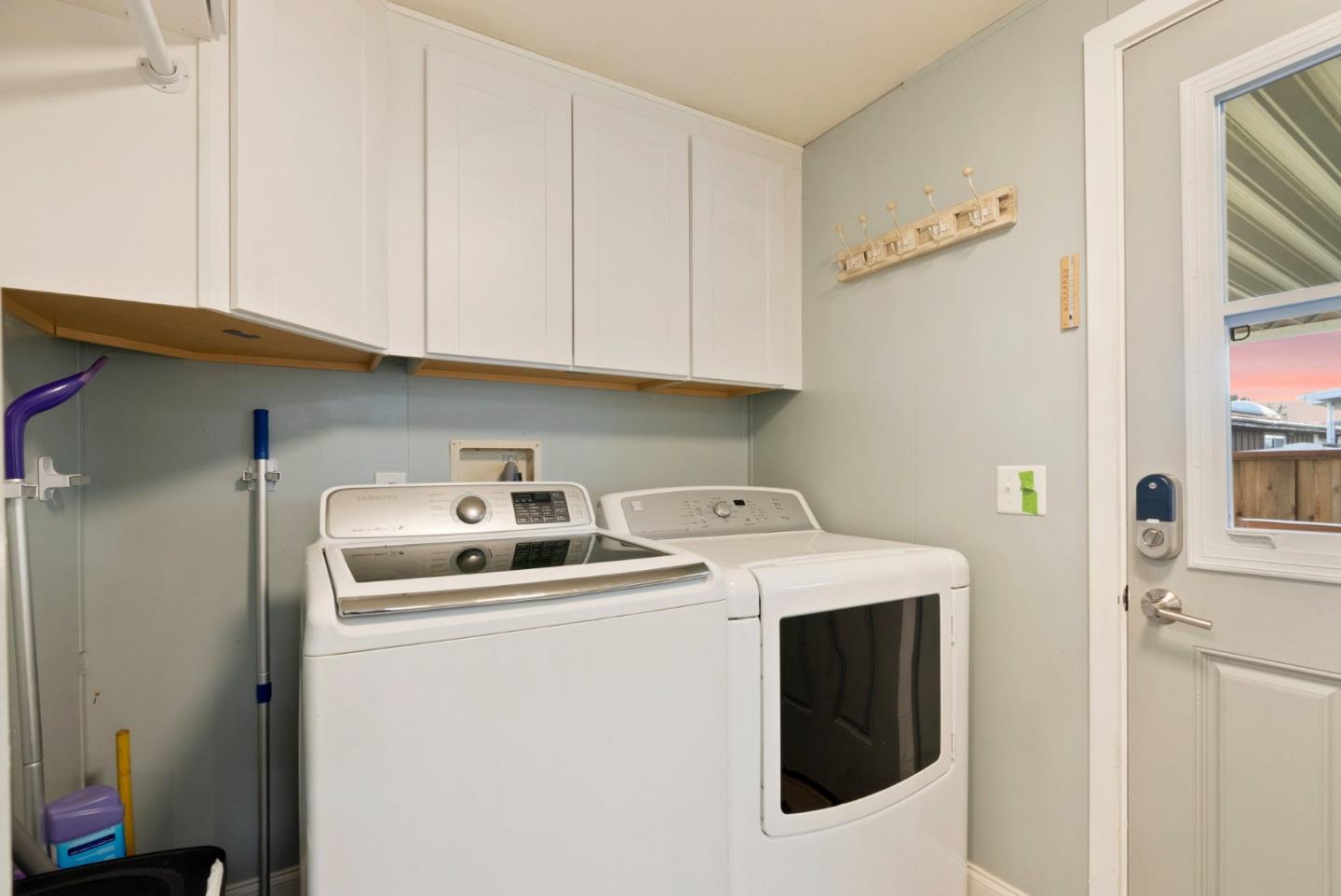 2395 Delaware Avenue Unit: 194