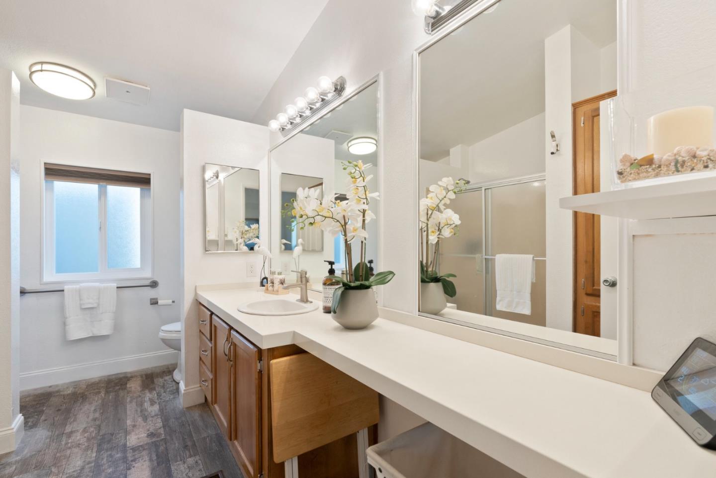 2395 Delaware Avenue Unit: 194