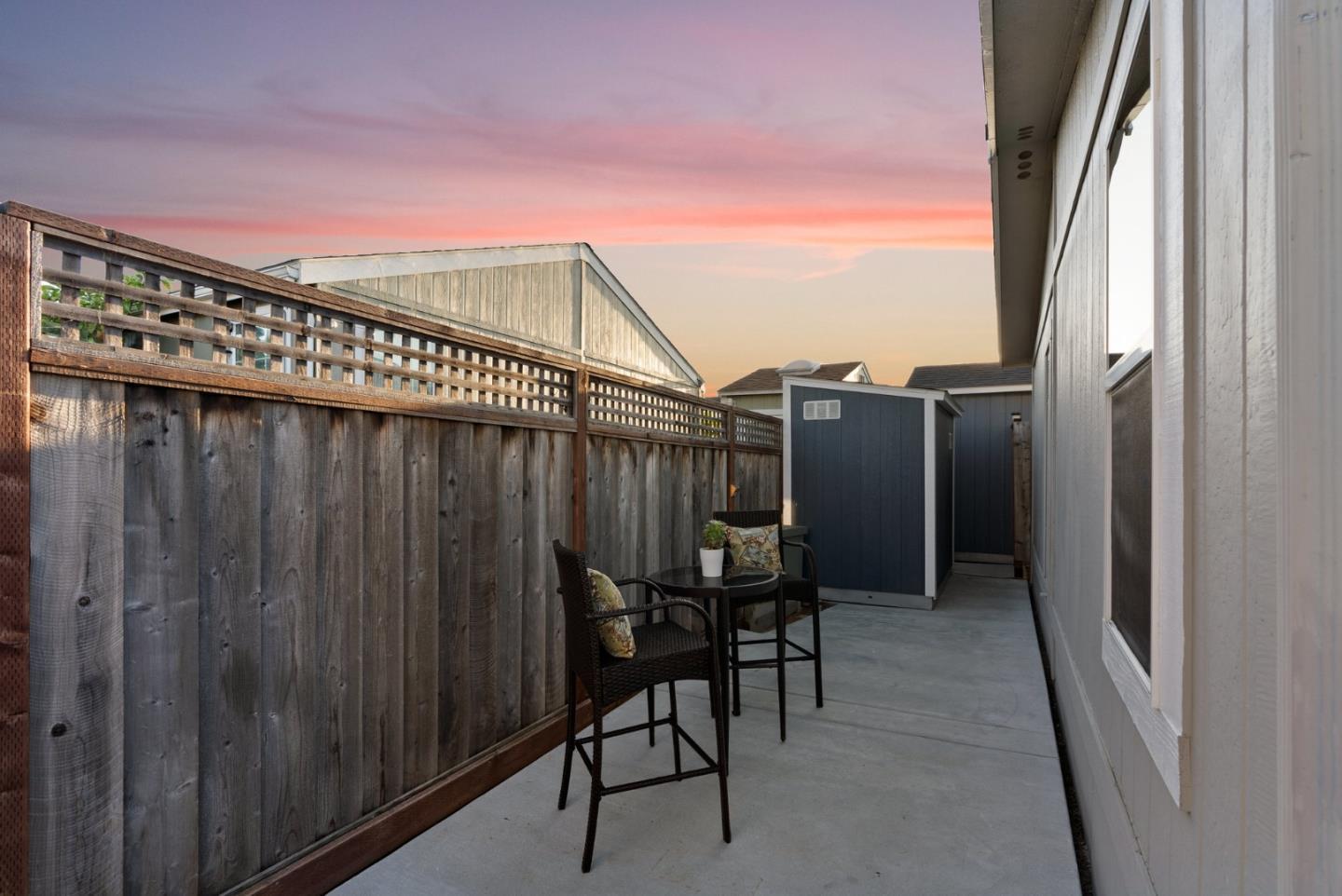 2395 Delaware Avenue Unit: 194