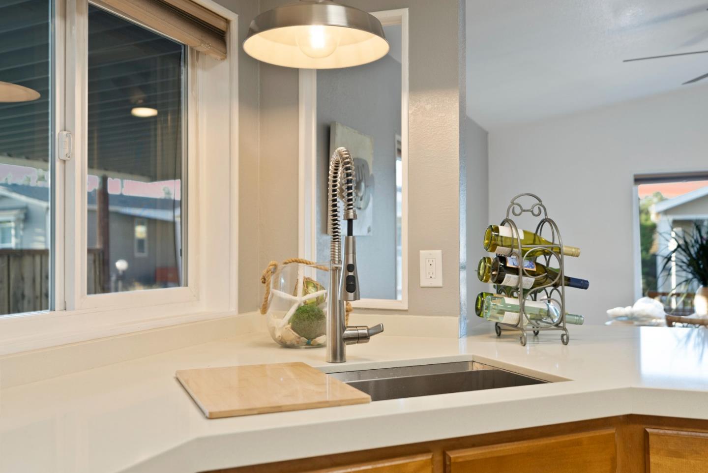 2395 Delaware Avenue Unit: 194