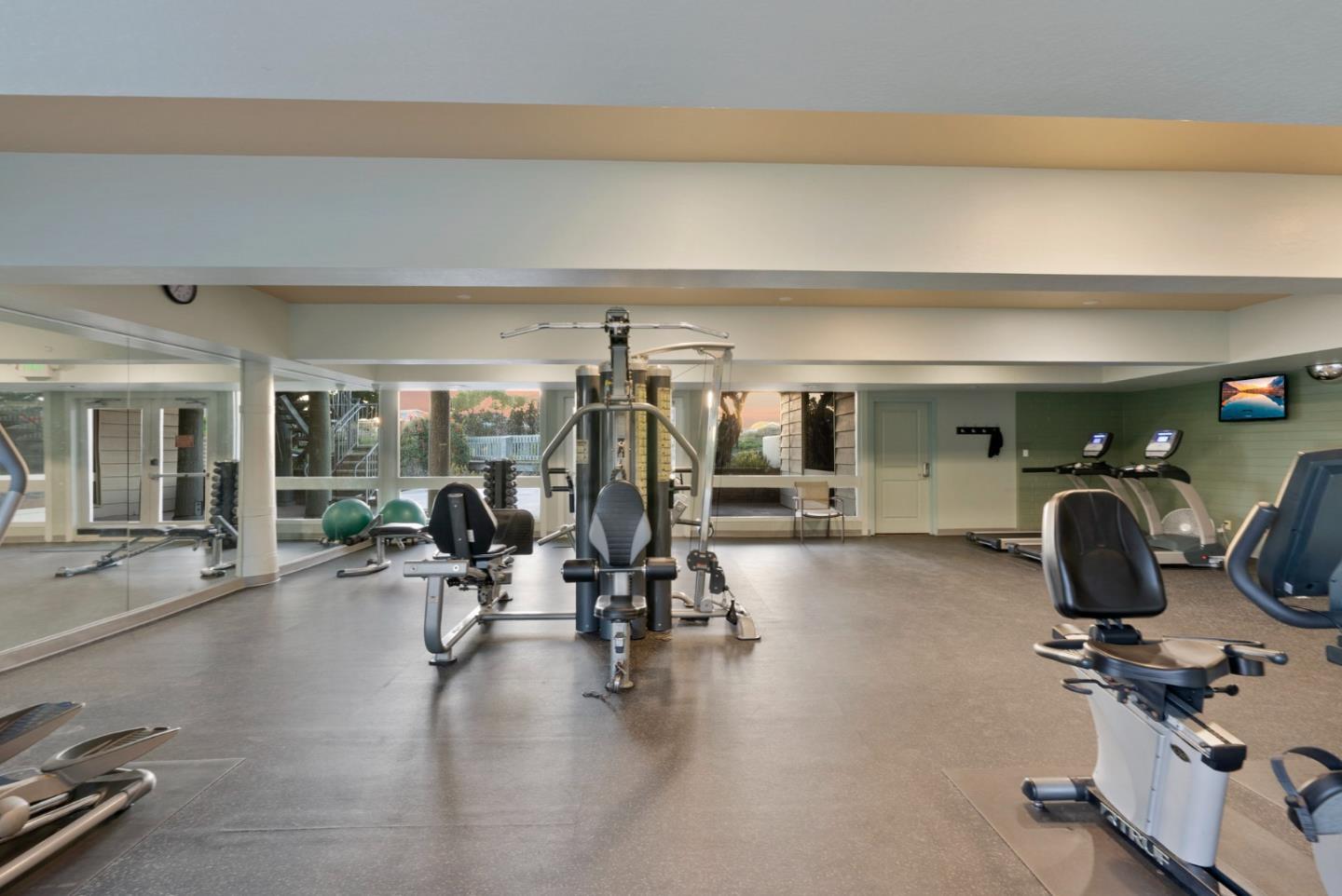 2395 Delaware Avenue Unit: 194