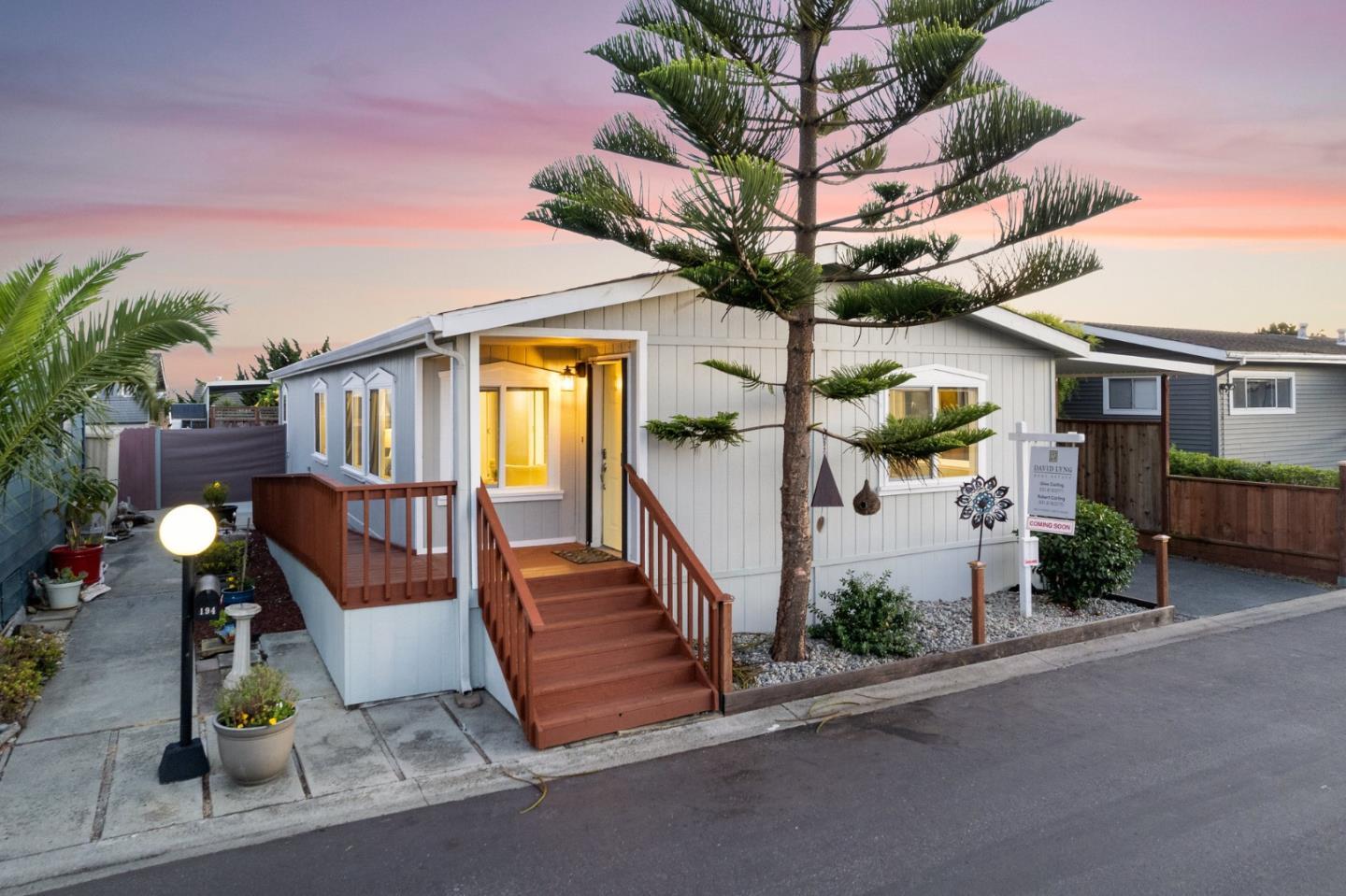 2395 Delaware Avenue Unit: 194